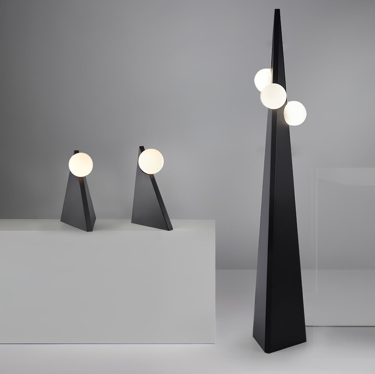 Lymarora Sculptural Floor Lamp