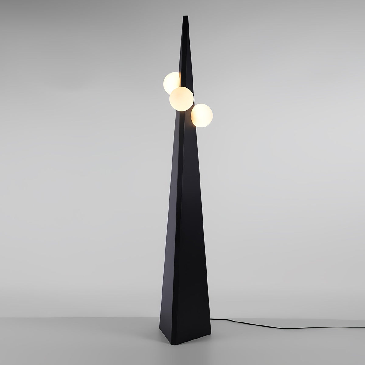 Lymarora Sculptural Floor Lamp