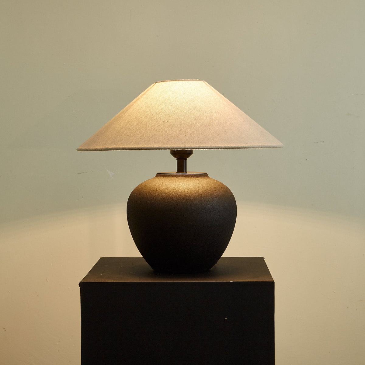 Renenella Classic Ceramics Table Lamp