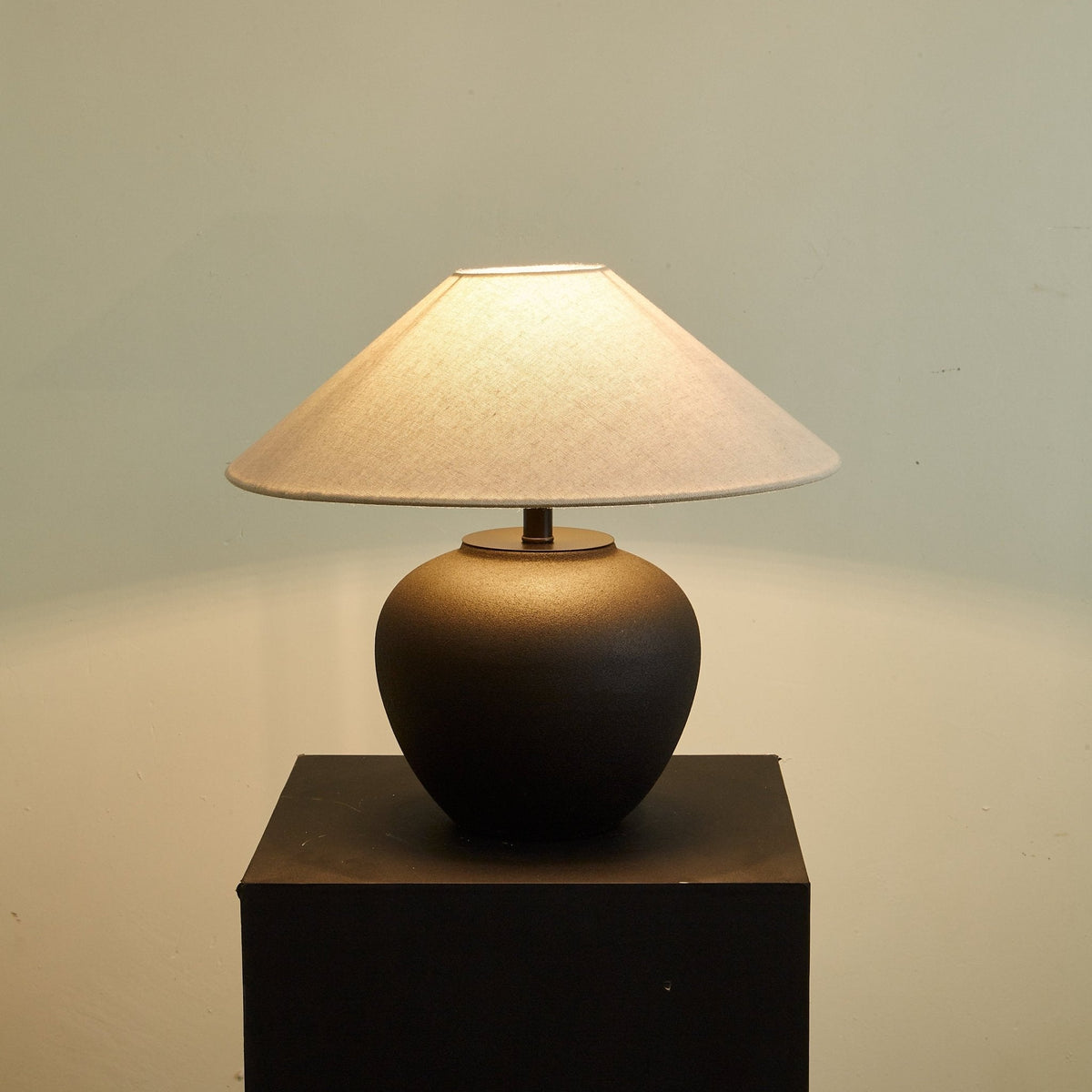 Renenella Classic Ceramics Table Lamp