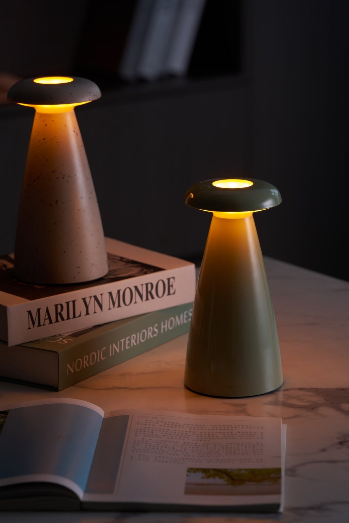 Mushroove Ceramic Minimalist Table Lamp