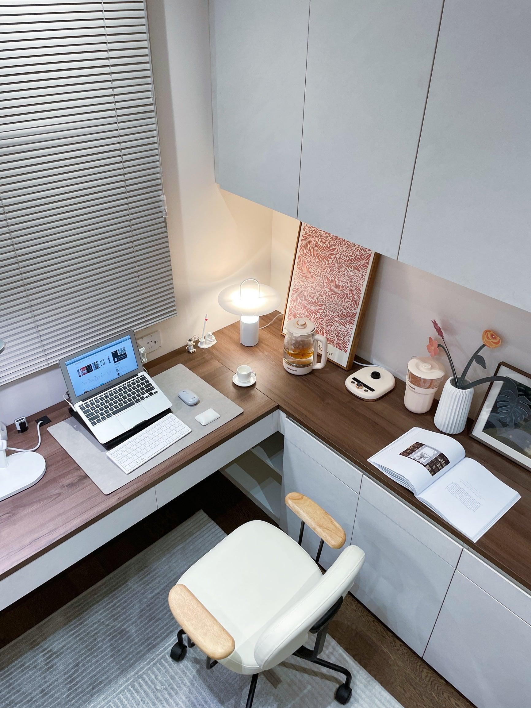 Hattie Modern Table Lamp