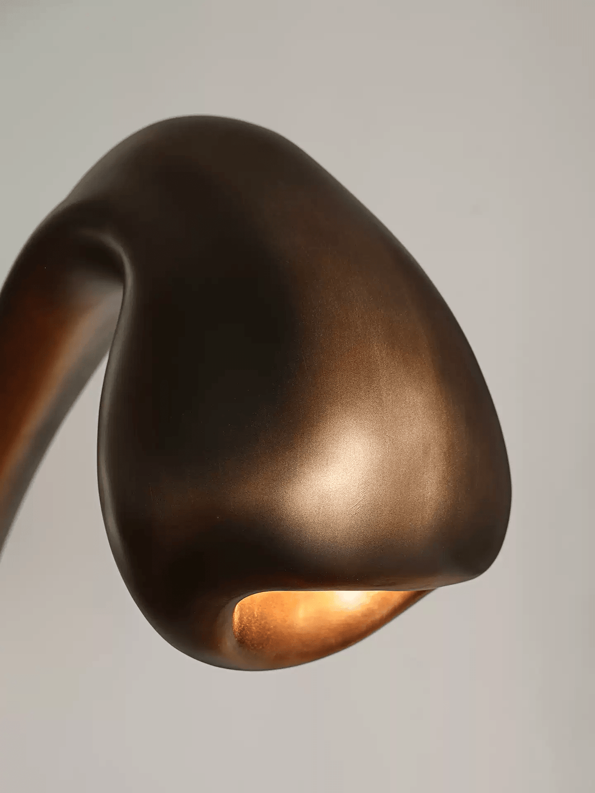 Umer Grande Sculptural Floor Lamp