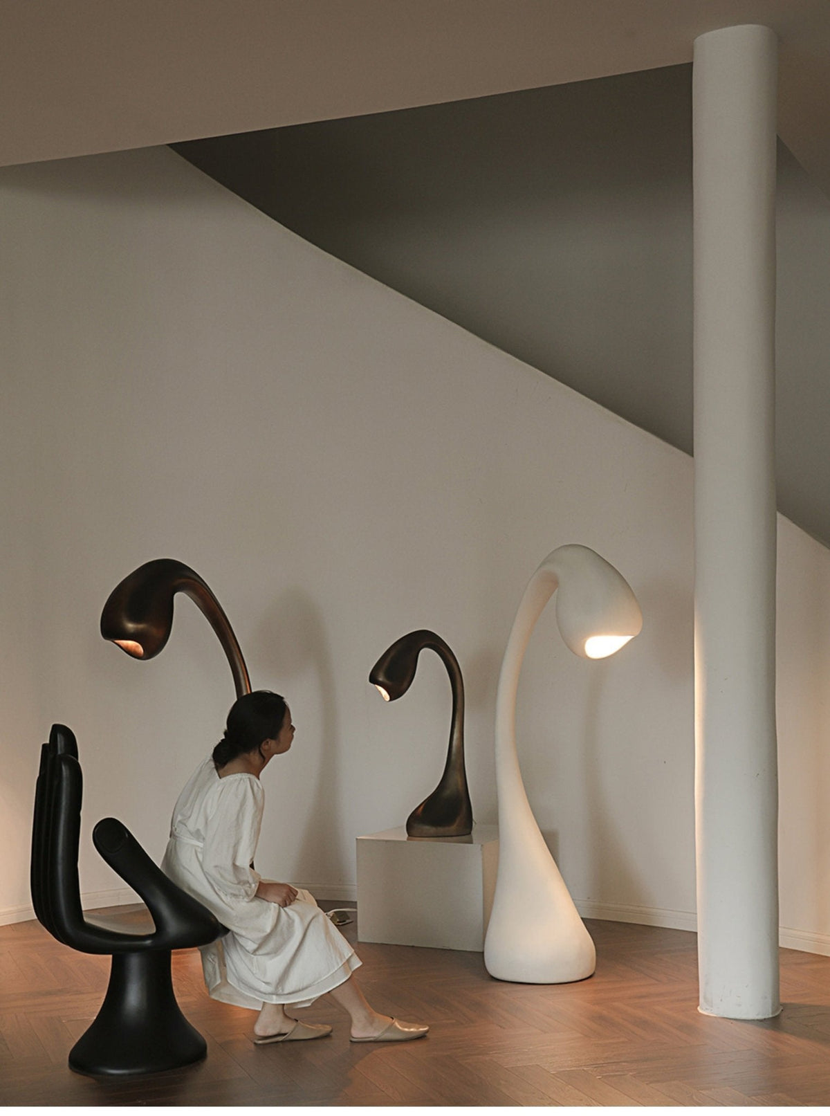 Umer Grande Sculptural Floor Lamp