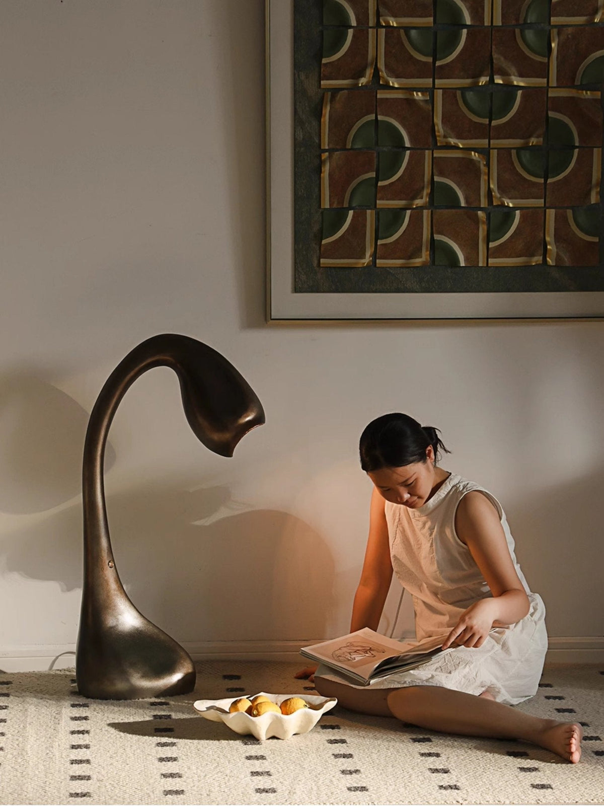 Kyns Sculptural Table Lamp