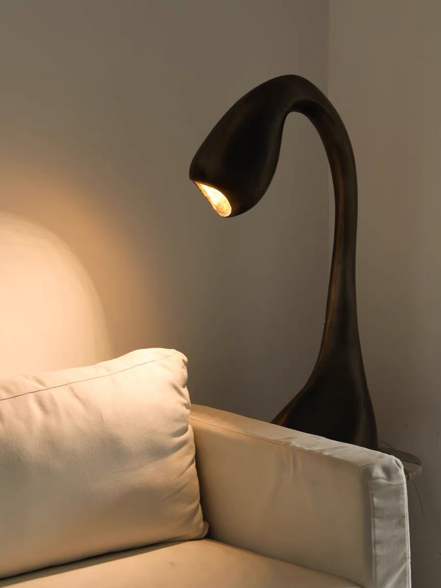 Kyns Sculptural Table Lamp