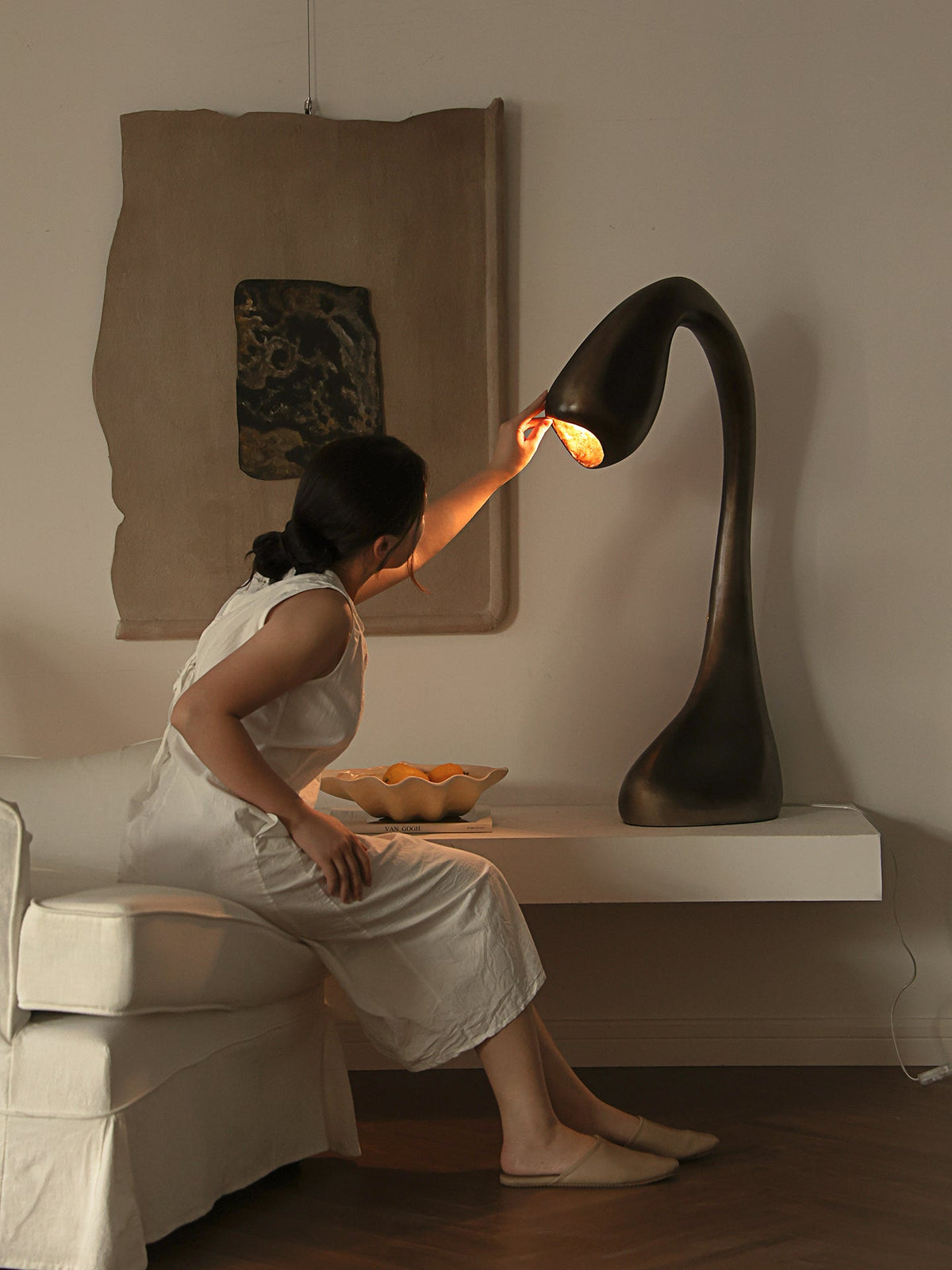 Kyns Sculptural Table Lamp