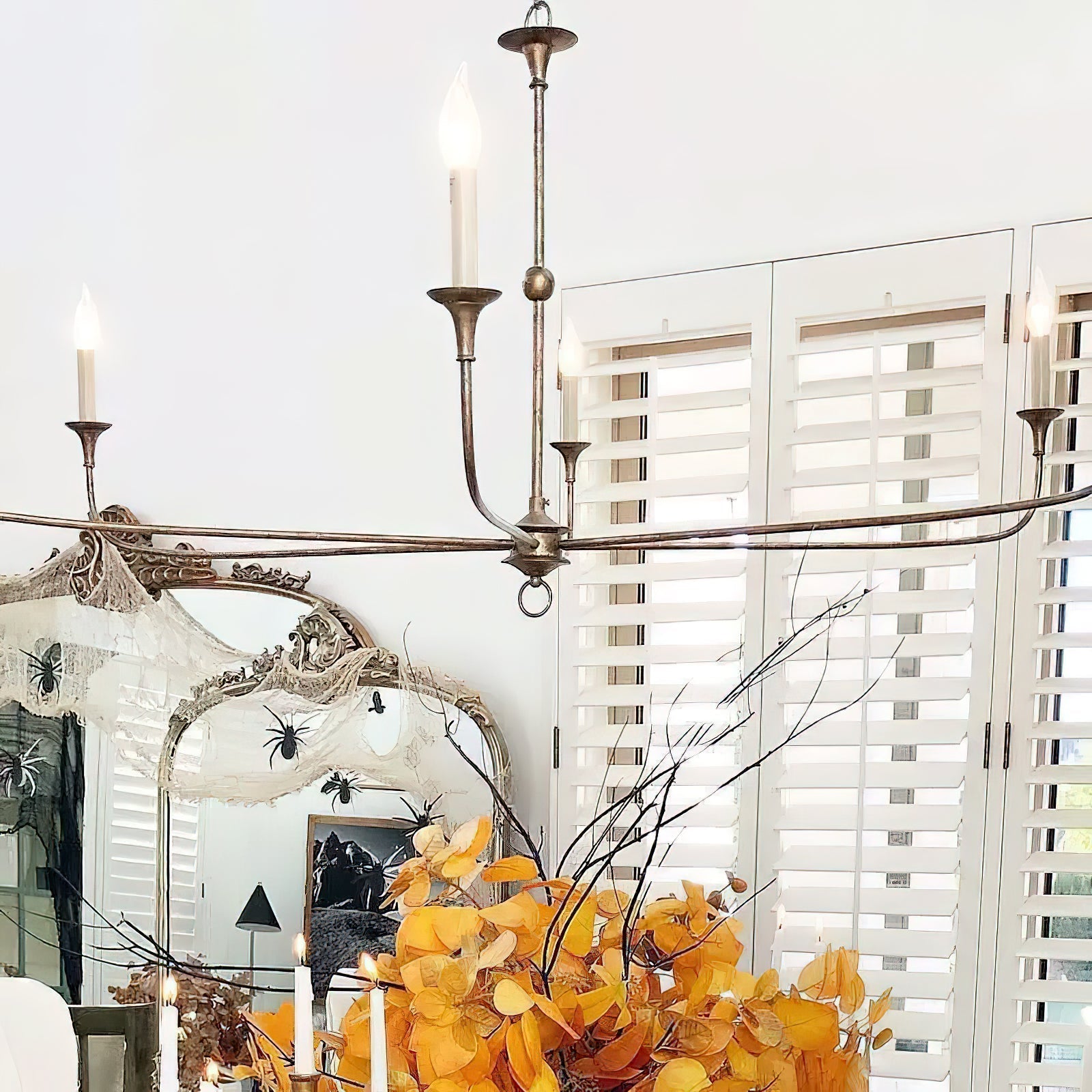 Lustra Candle Chandelier Elegant - Neutral Decor