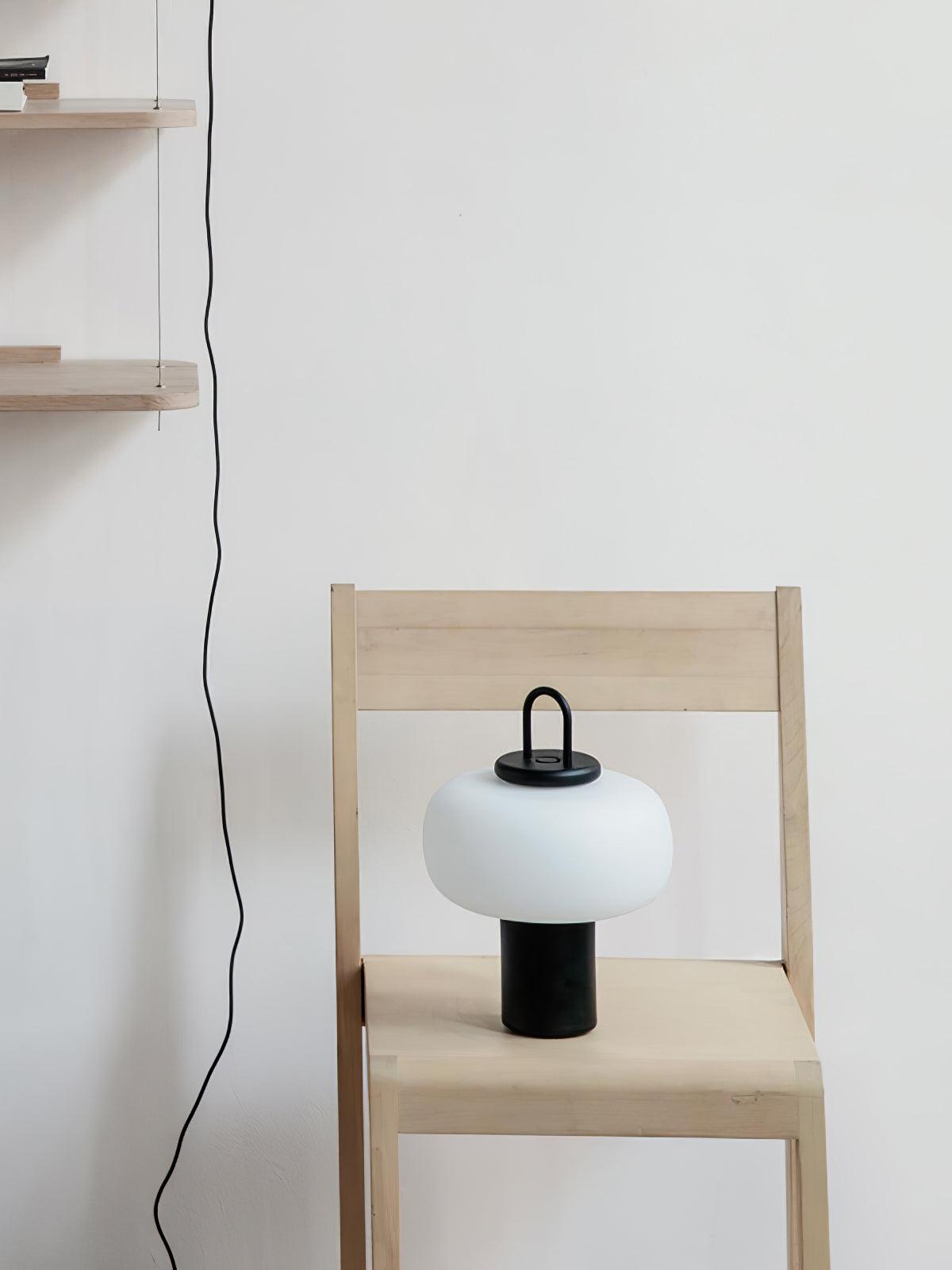 Reveny Minimalist Table Lamp