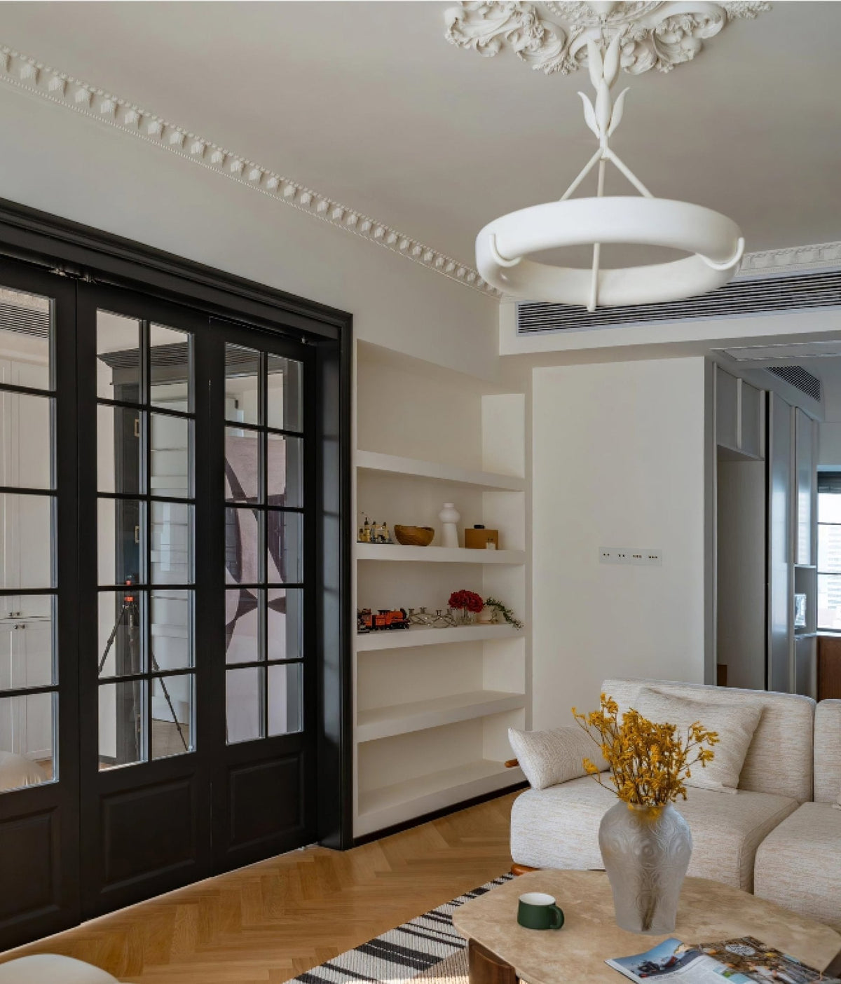 Sorarena Plaster Chandelier