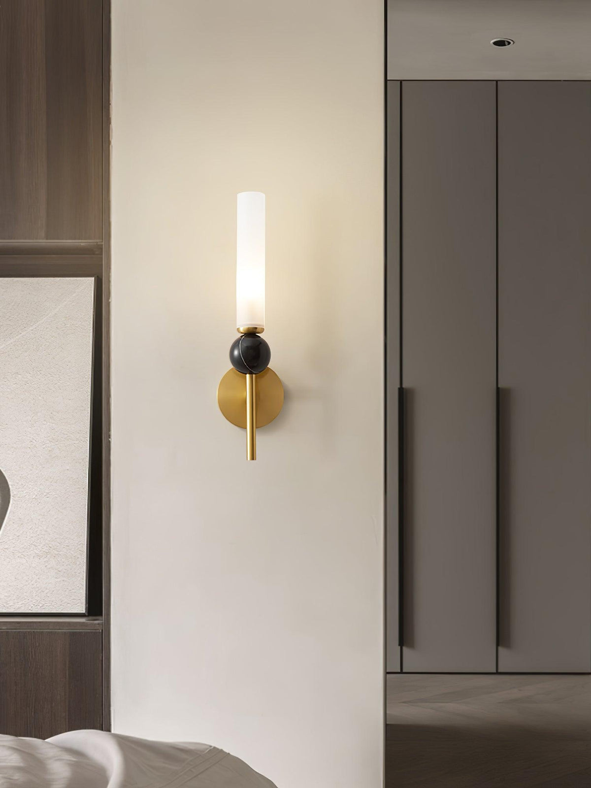 Dulane Modern Minimalist Vertical Marble Wall Lamp