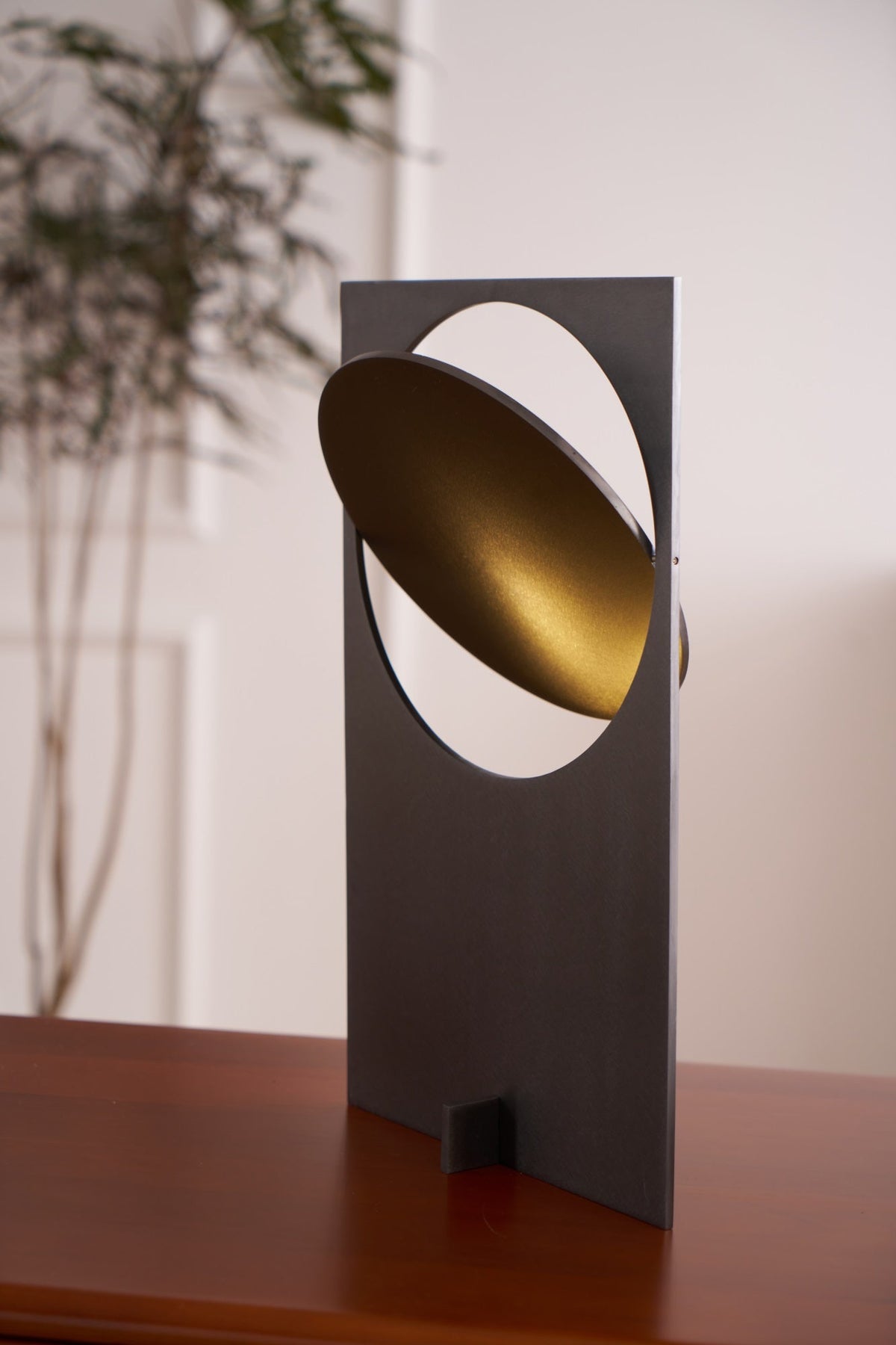 Sixor Steel Futuristic Table Lamp