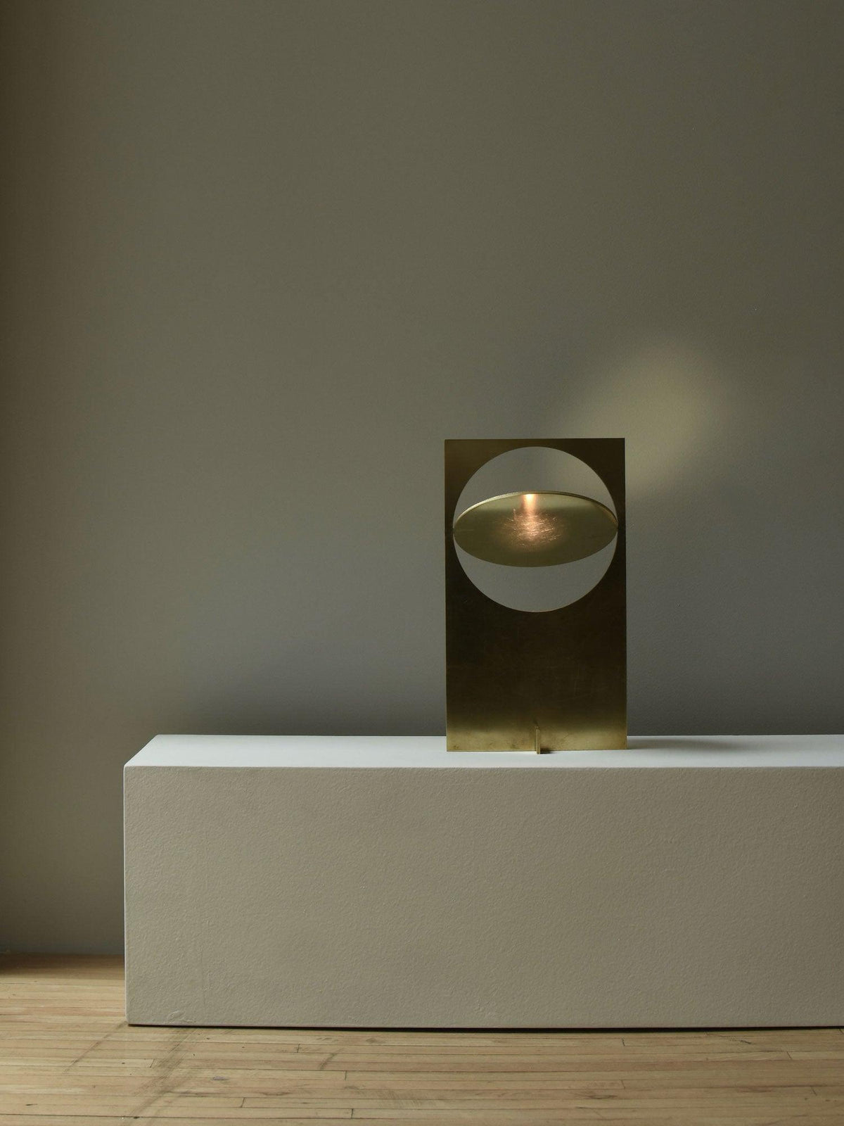 Sixor Steel Futuristic Table Lamp