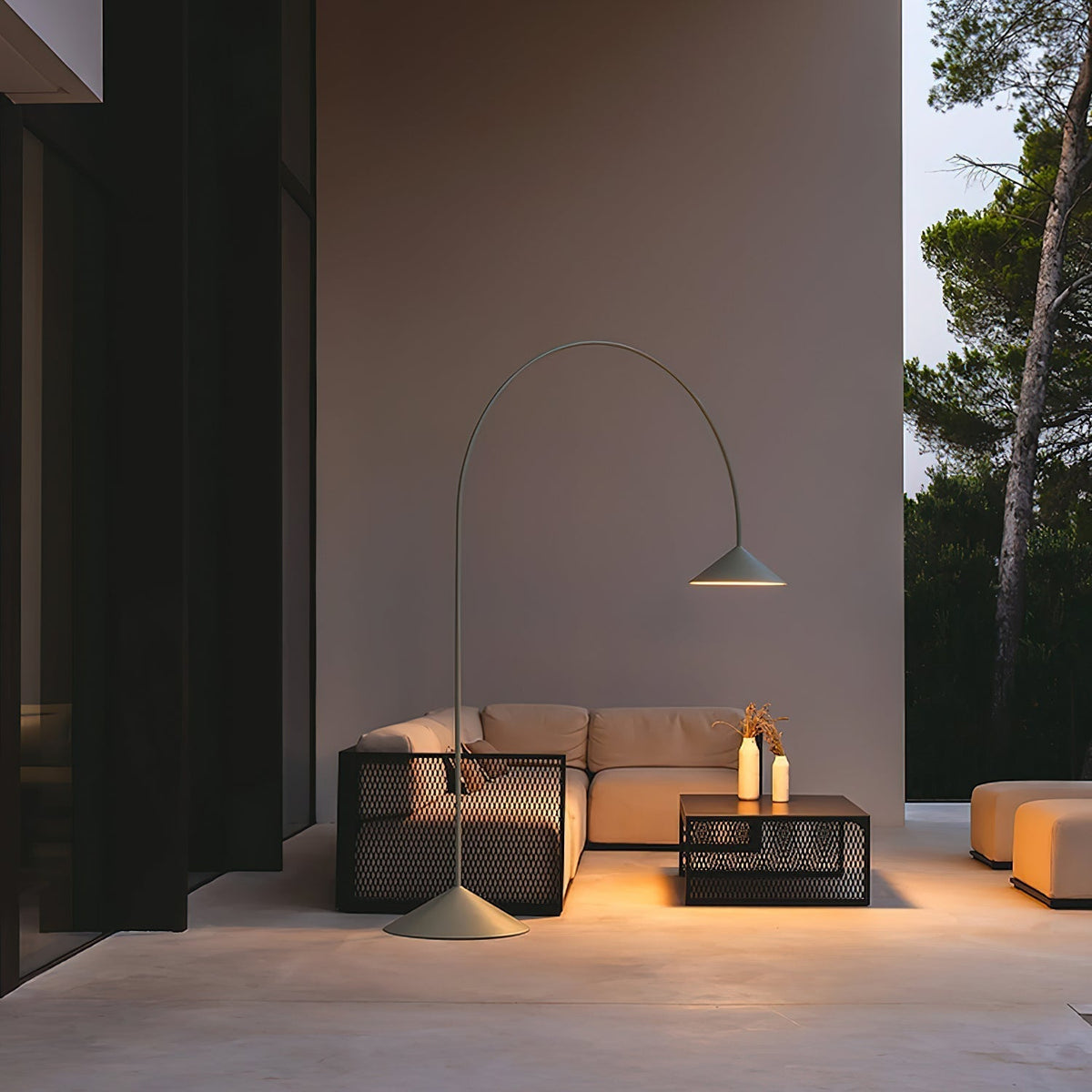 Civara Minimalist Floor Lamp