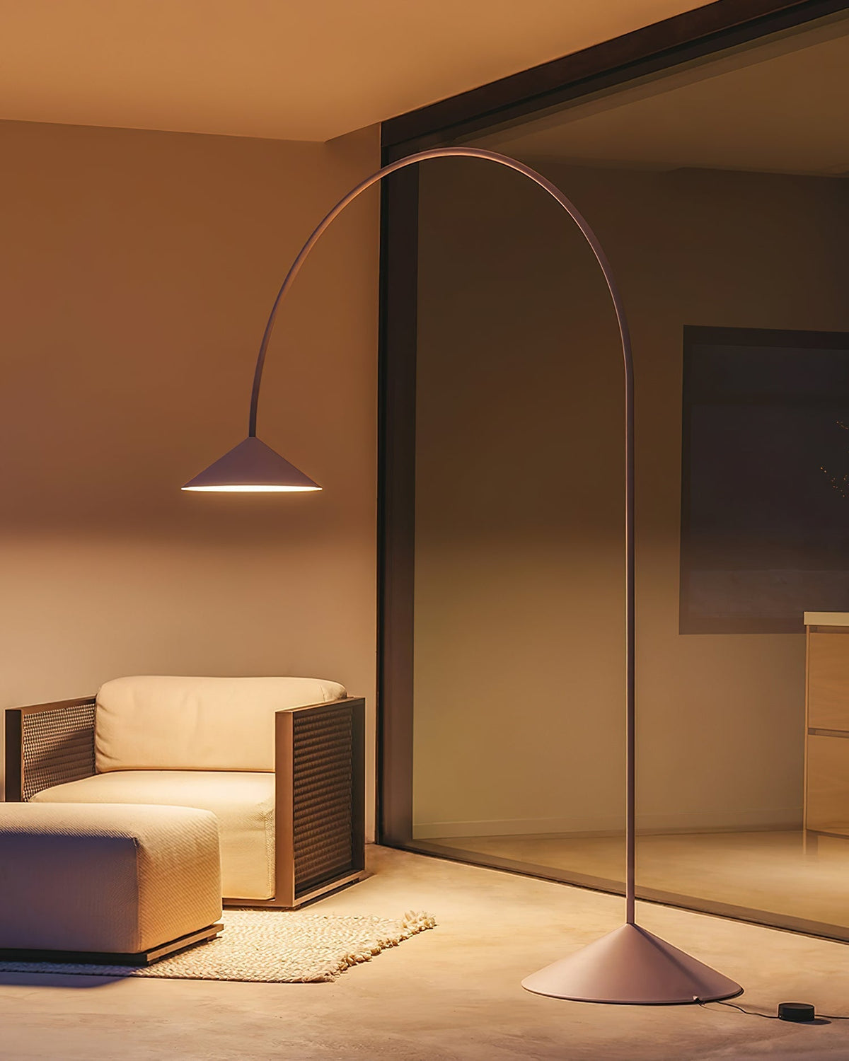 Civara Minimalist Floor Lamp