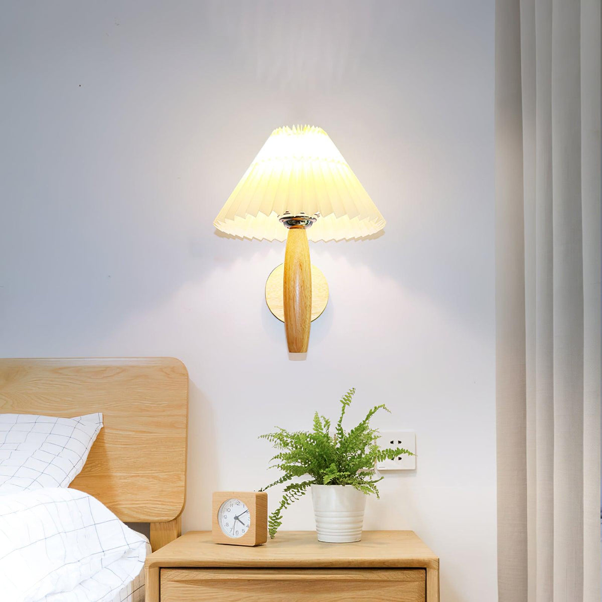 Elvivelle Modern Wood Wall Lamp