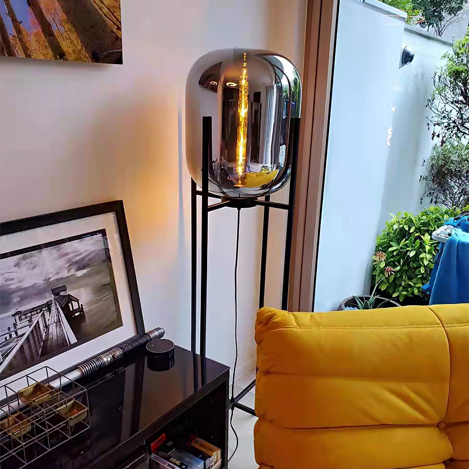 Liorivelia Glass Industrial Floor lamp