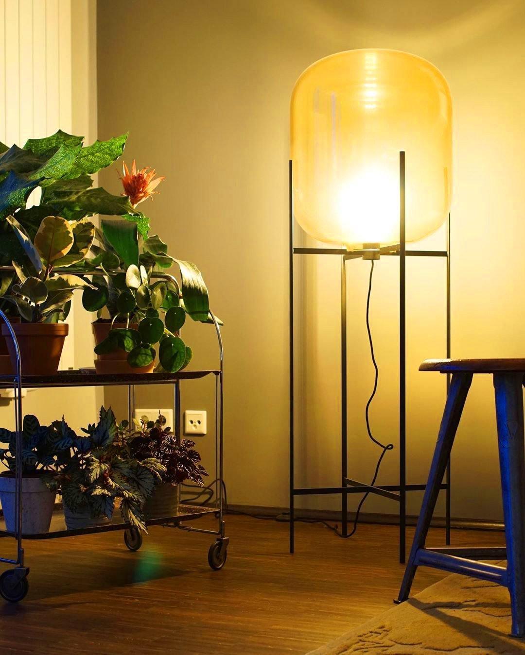 Liorivelia Glass Industrial Floor lamp