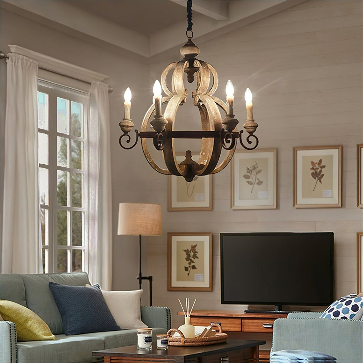 Cumaryra Chandelier
