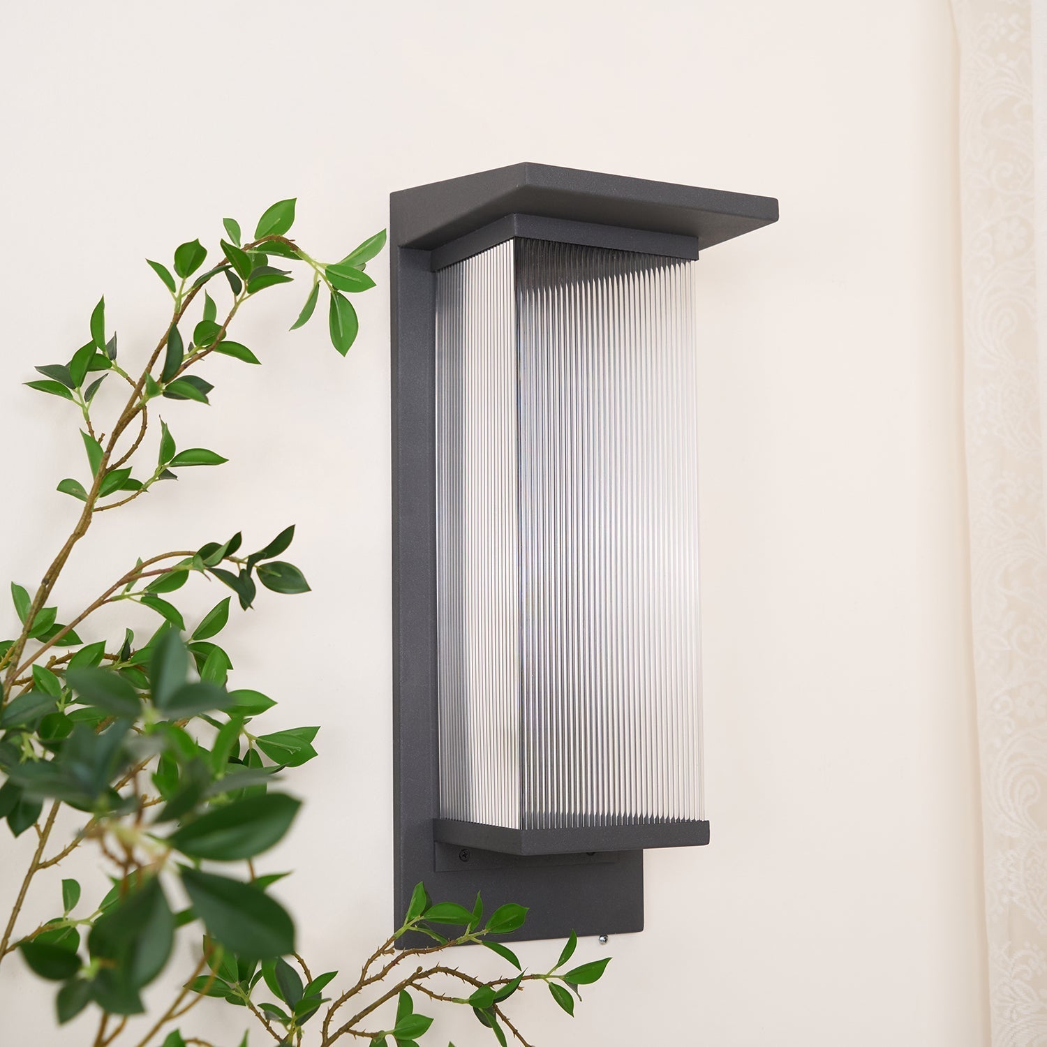 Feraraine Steel Contemporary Wall Lamp