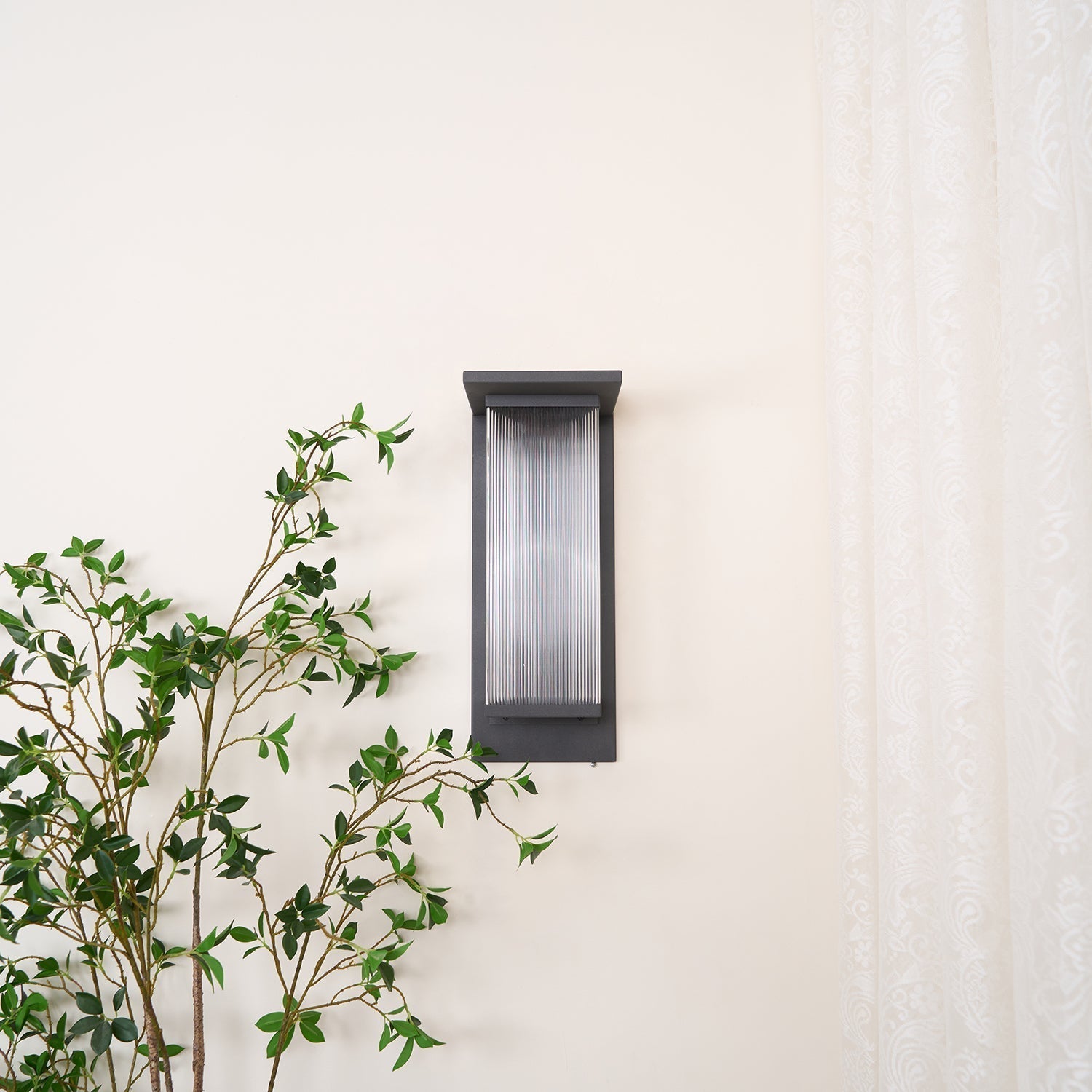 Feraraine Steel Contemporary Wall Lamp