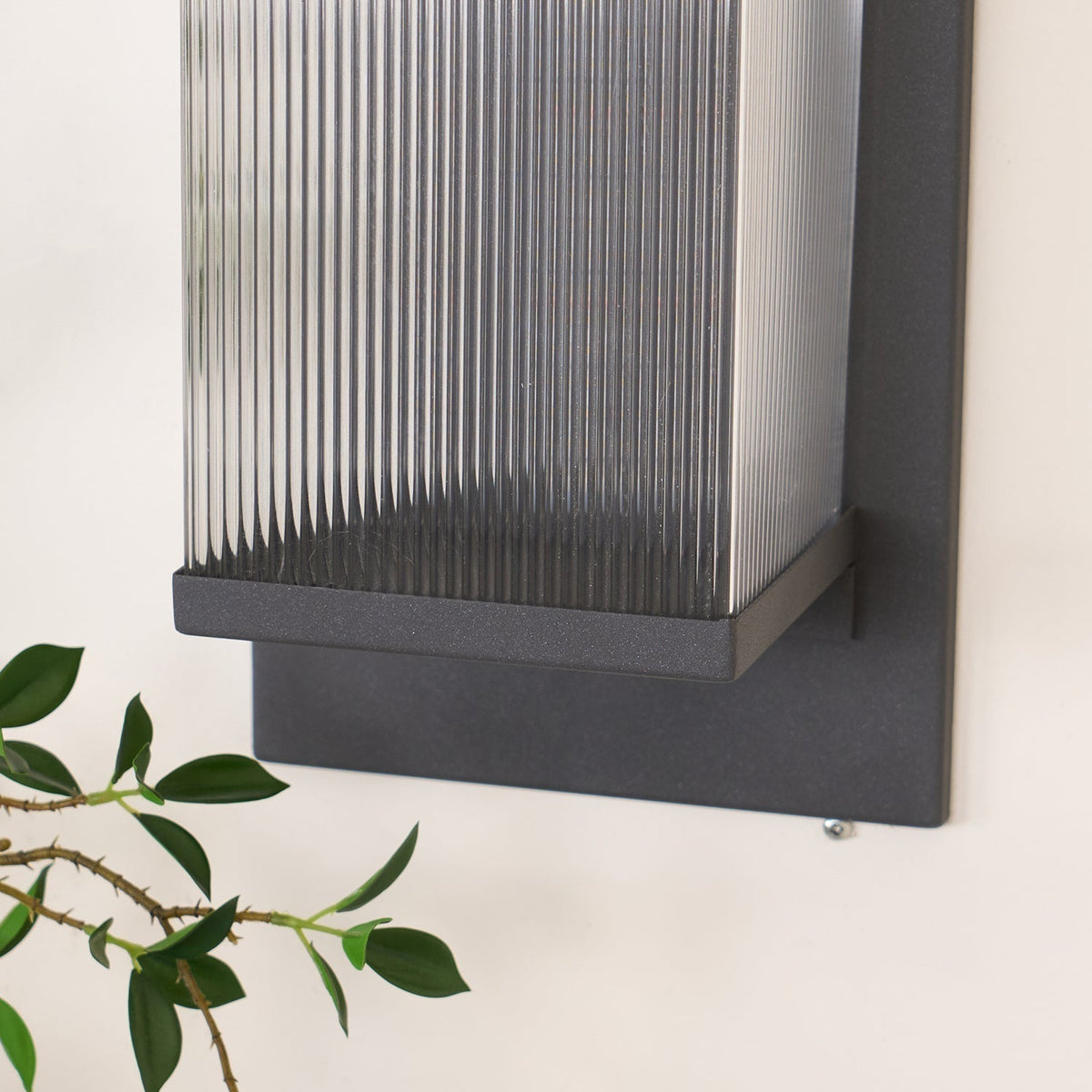 Feraraine Steel Contemporary Wall Lamp