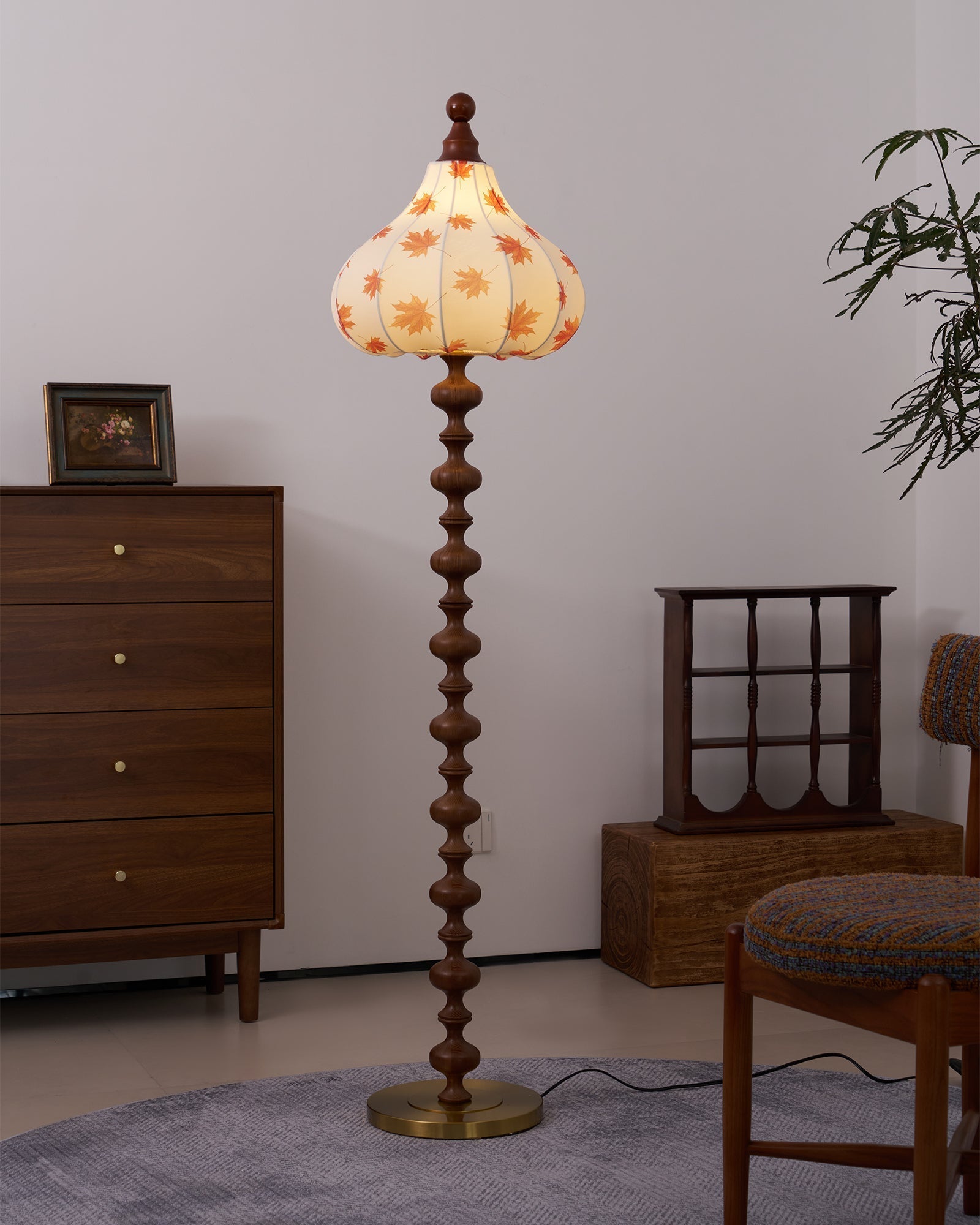 Qrathen Wood Fabric Retro Floor Lamp
