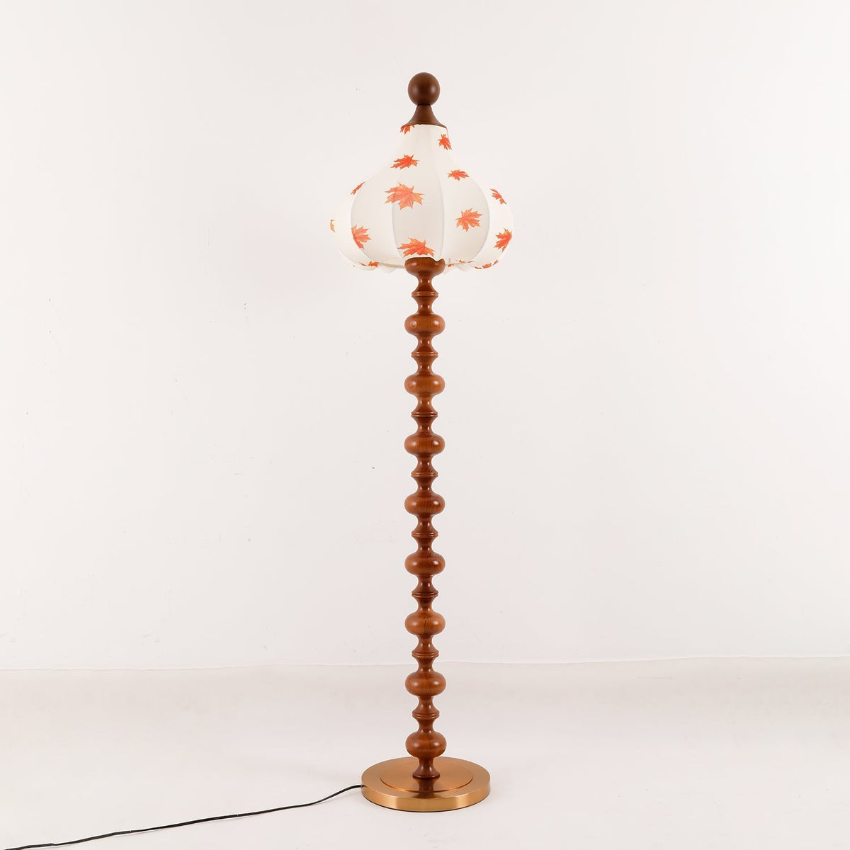 Qrathen Wood Fabric Retro Floor Lamp