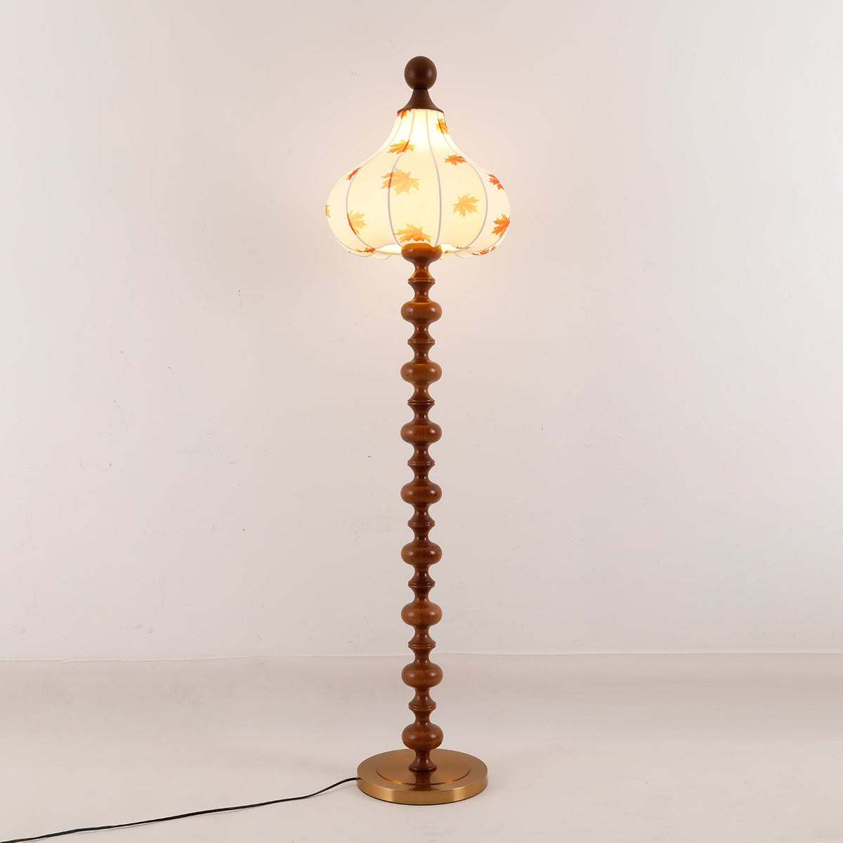 Qrathen Wood Fabric Retro Floor Lamp