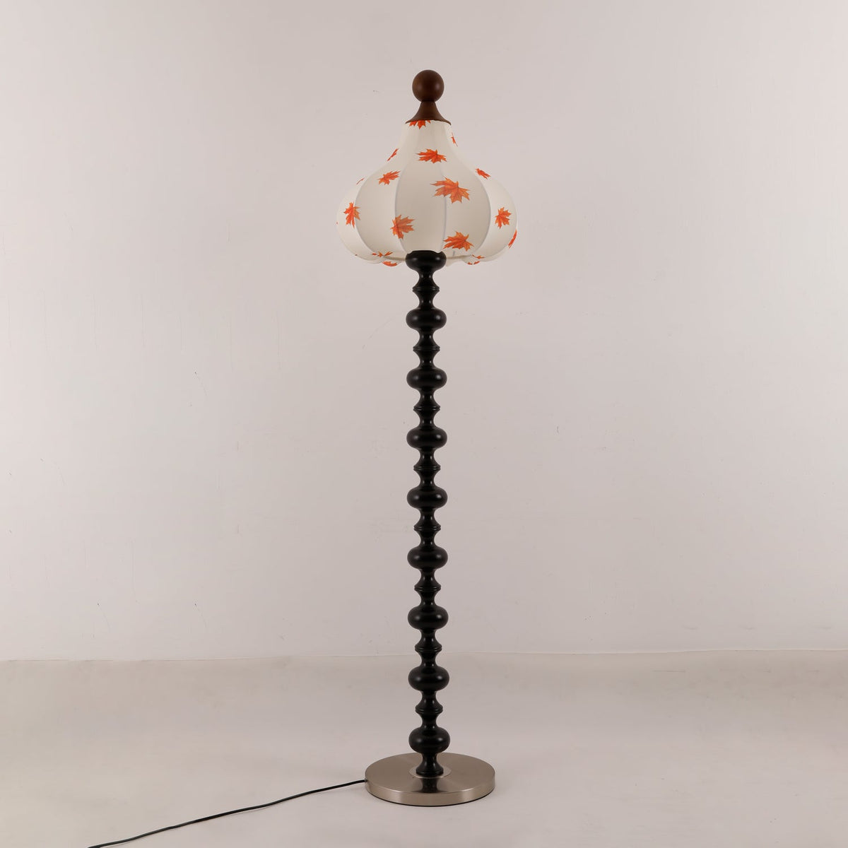 Qrathen Wood Fabric Retro Floor Lamp
