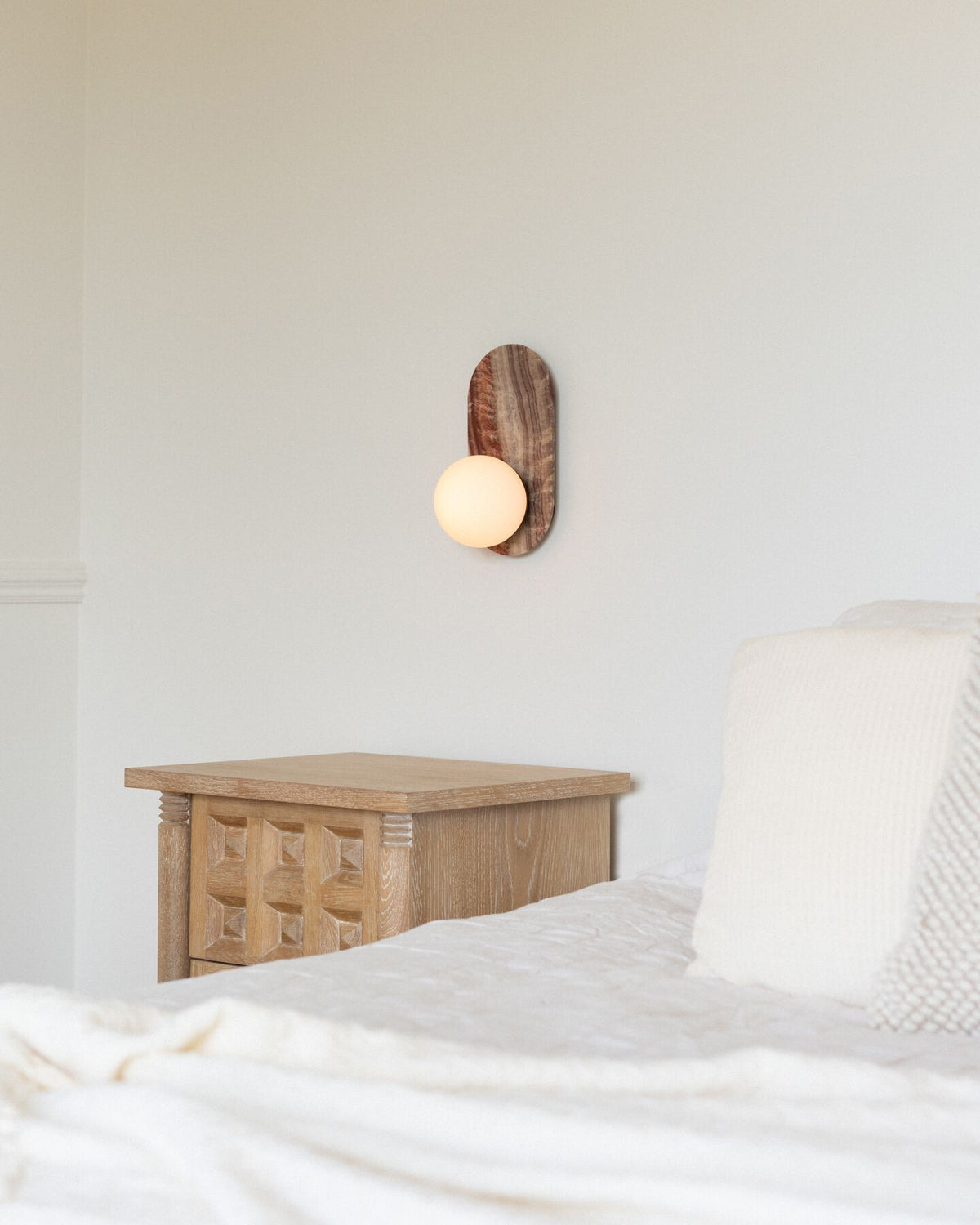 Utalira Wall Lamp