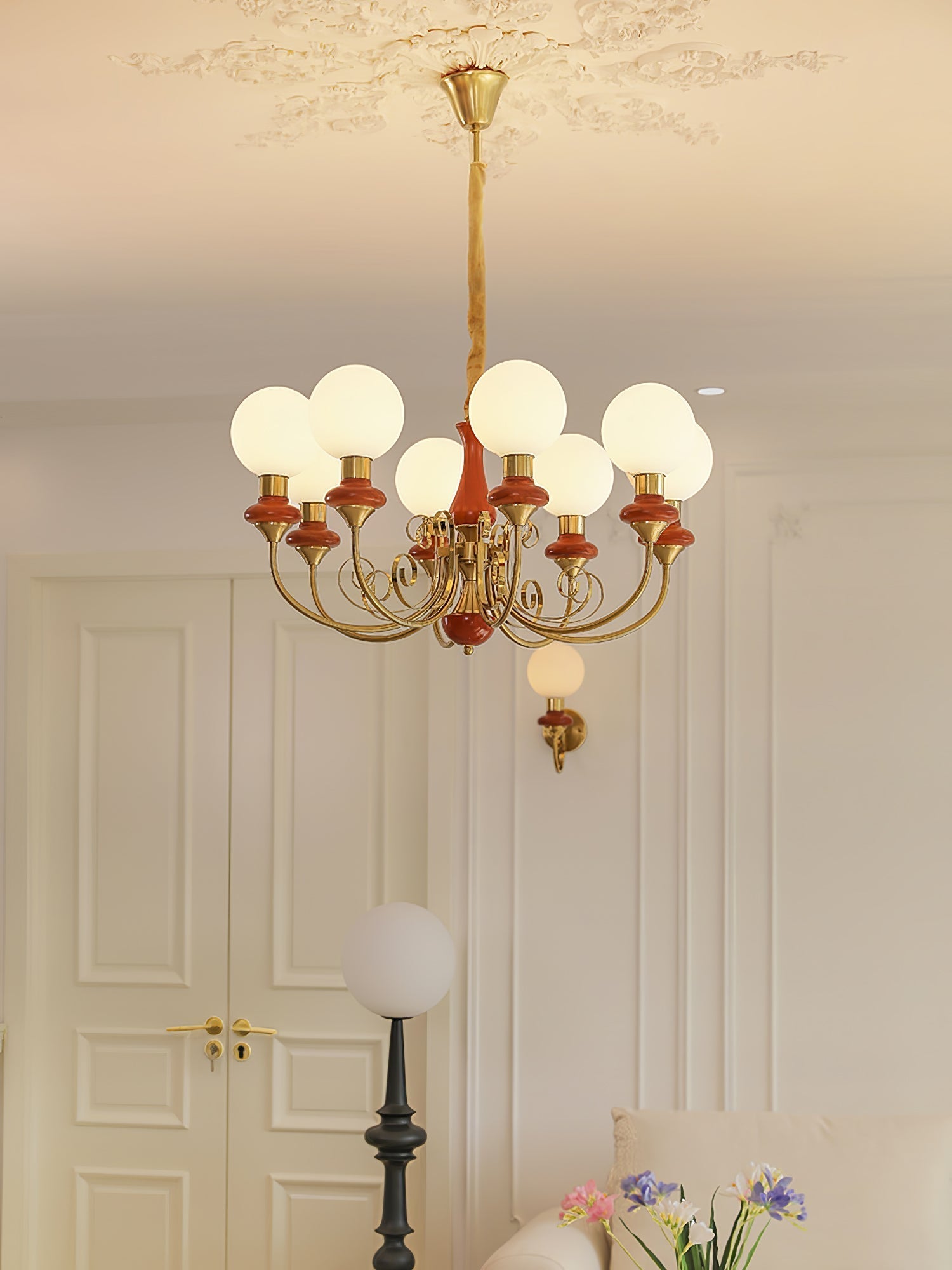 Lustra Chandelier Green Shades Gold Curved Arms - Neutral Decor