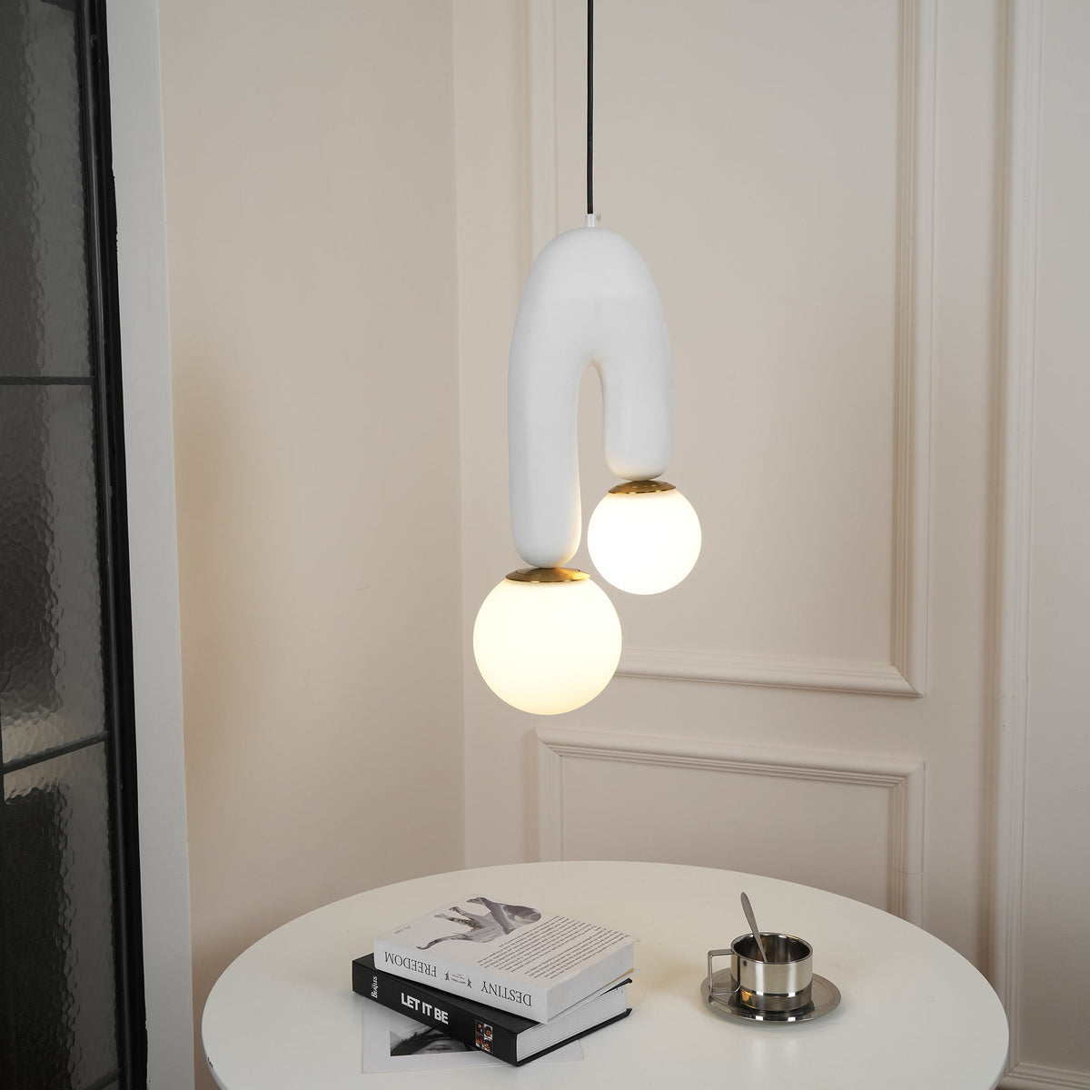 Zenithra Resin Scandinavian Pendant Light