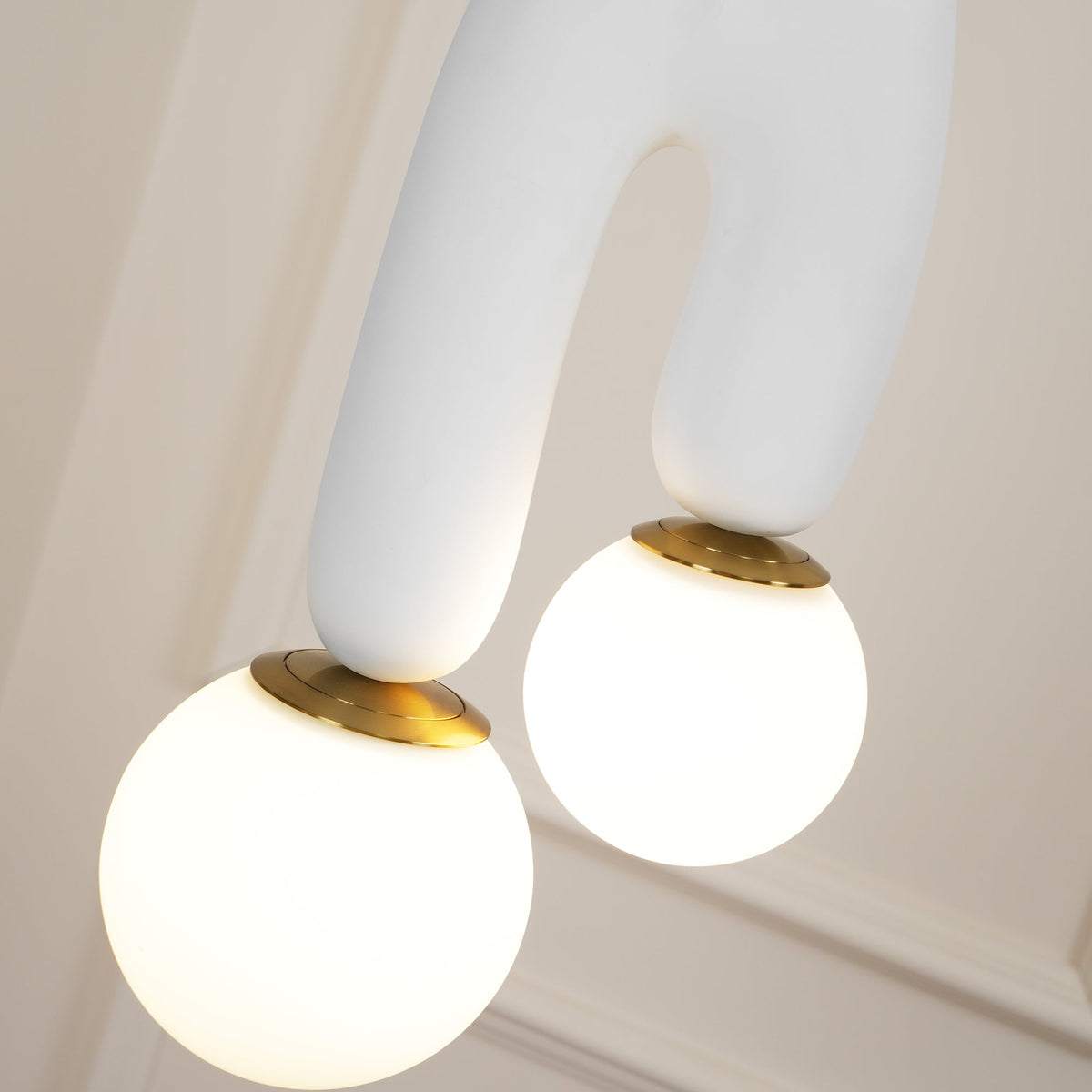 Zenithra Resin Scandinavian Pendant Light