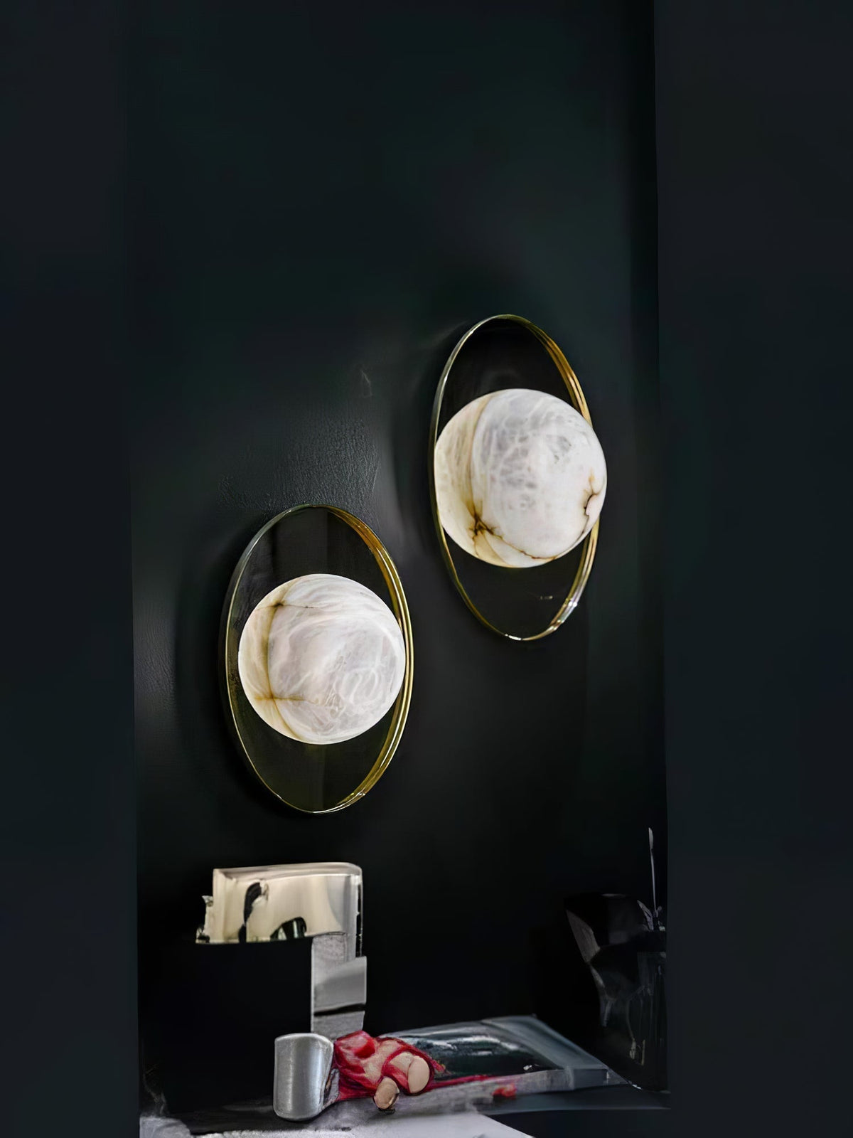 Nivereria Modern Alabaster Wall Light