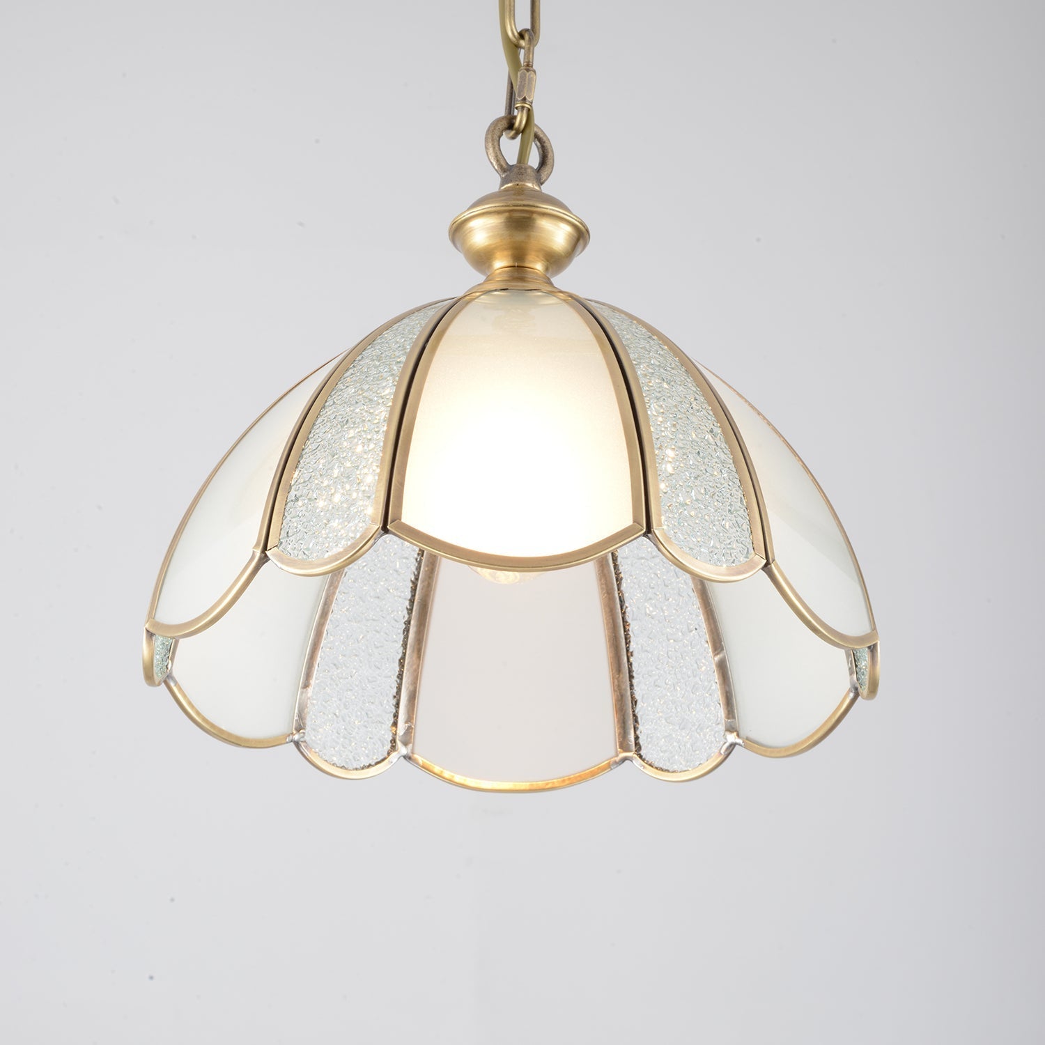 Lunell Traditional Art Brass Glass Pendant Light