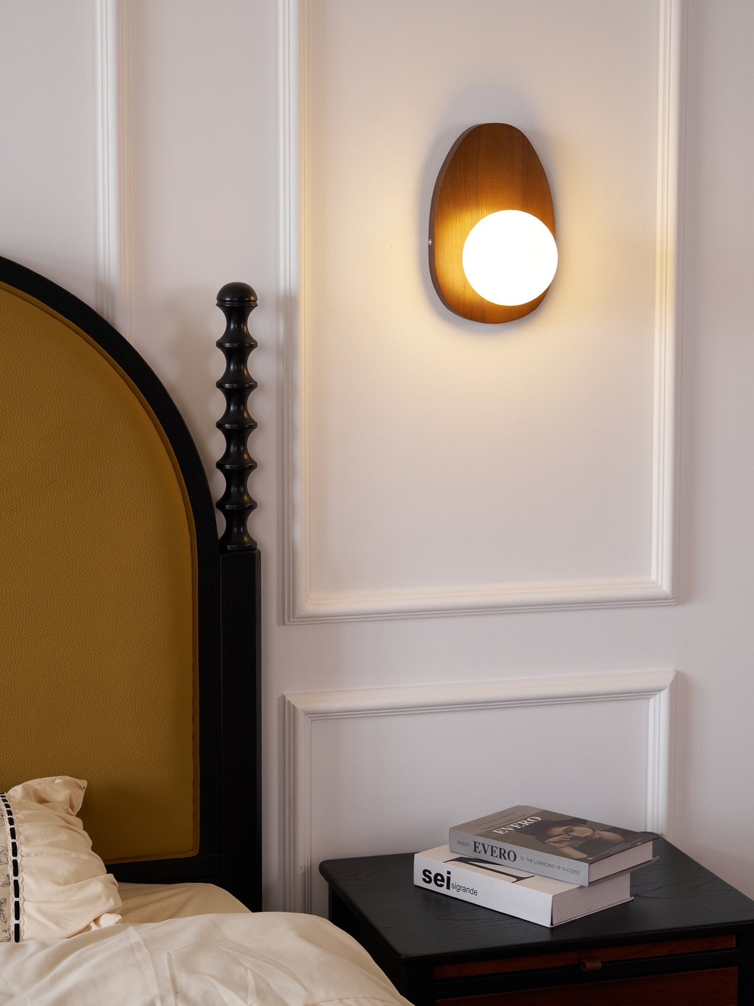 Nylaeiel Nordic Art Plug-in Walnut Glass Wood Wall Lamp