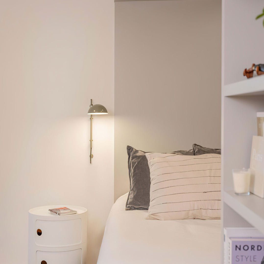 Evynor Premium Nordic Art Wall Lamp