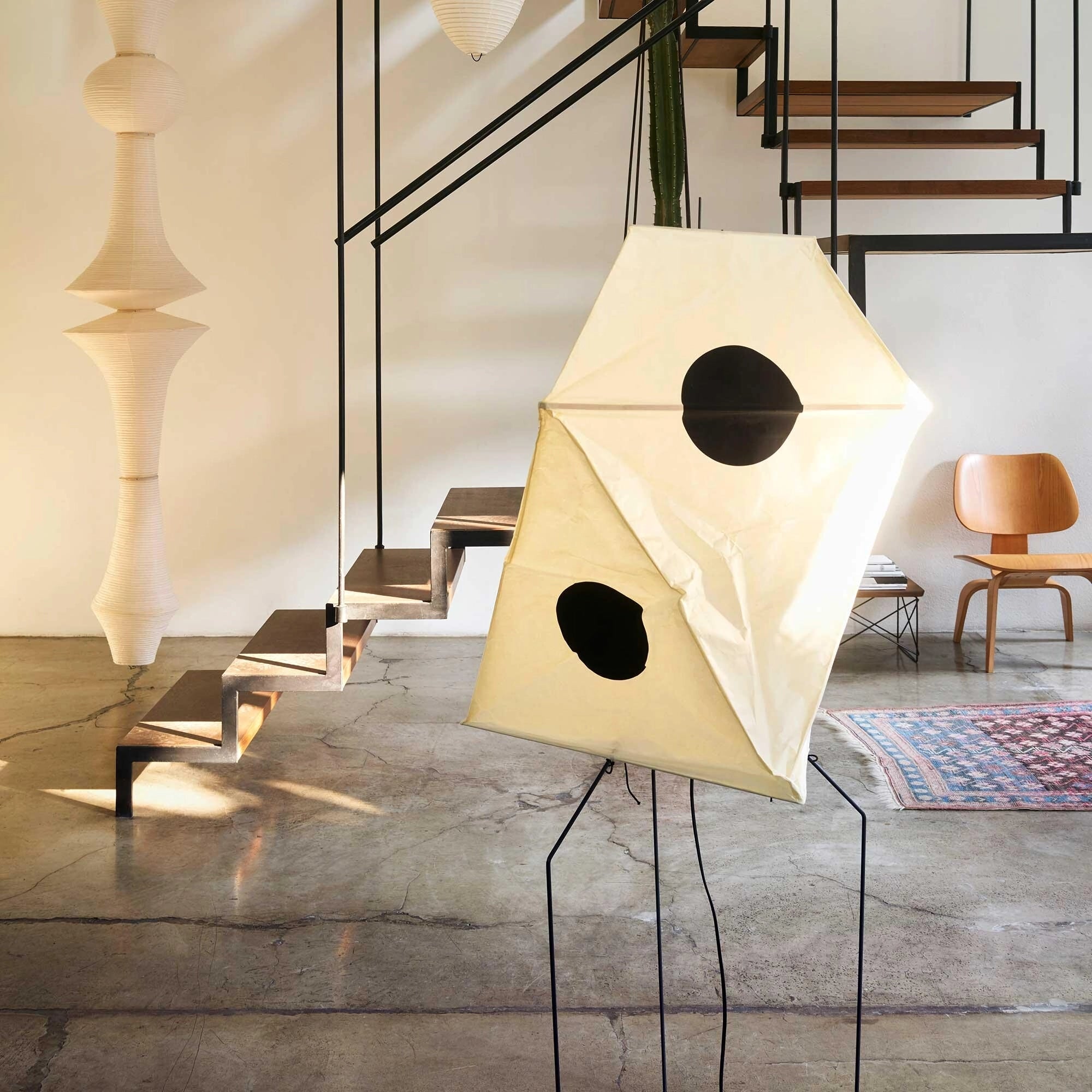 Sath Artistic Fabric Floor Lamp
