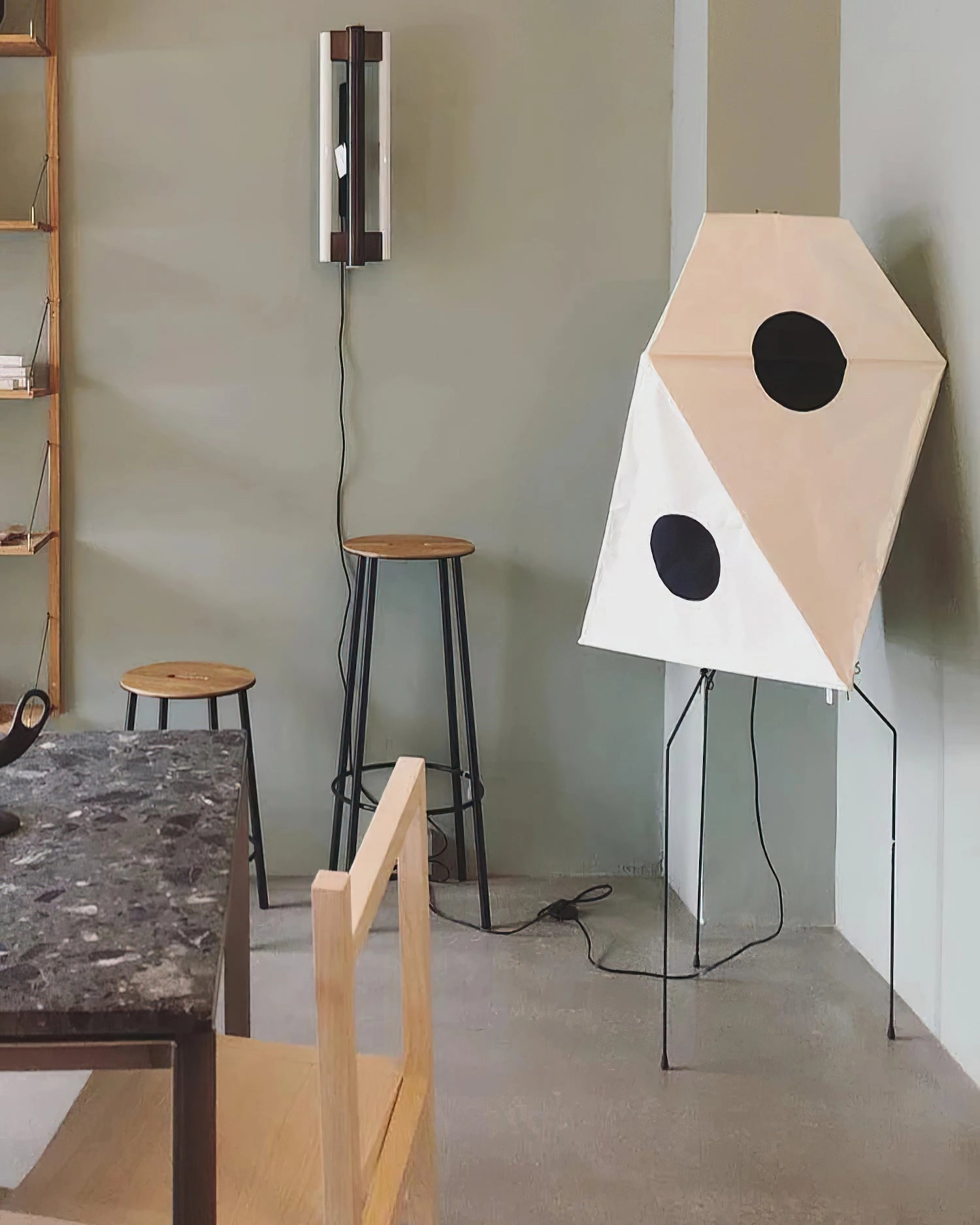 Sath Artistic Fabric Floor Lamp