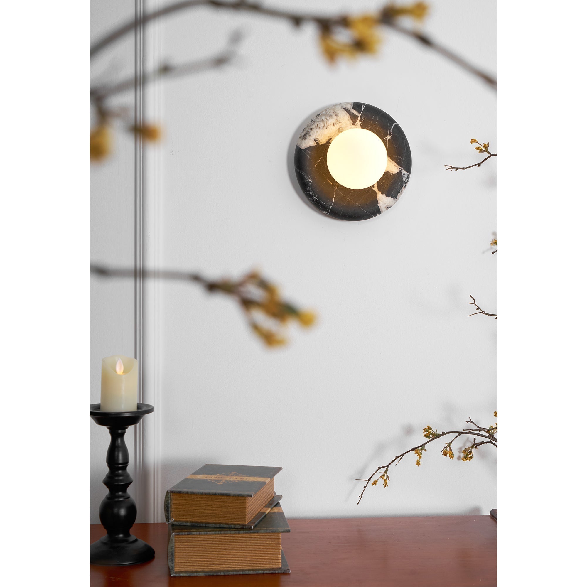 Uvinos Wall Lamp
