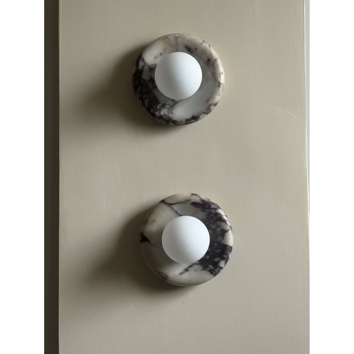 Zoraean Wall Lamp