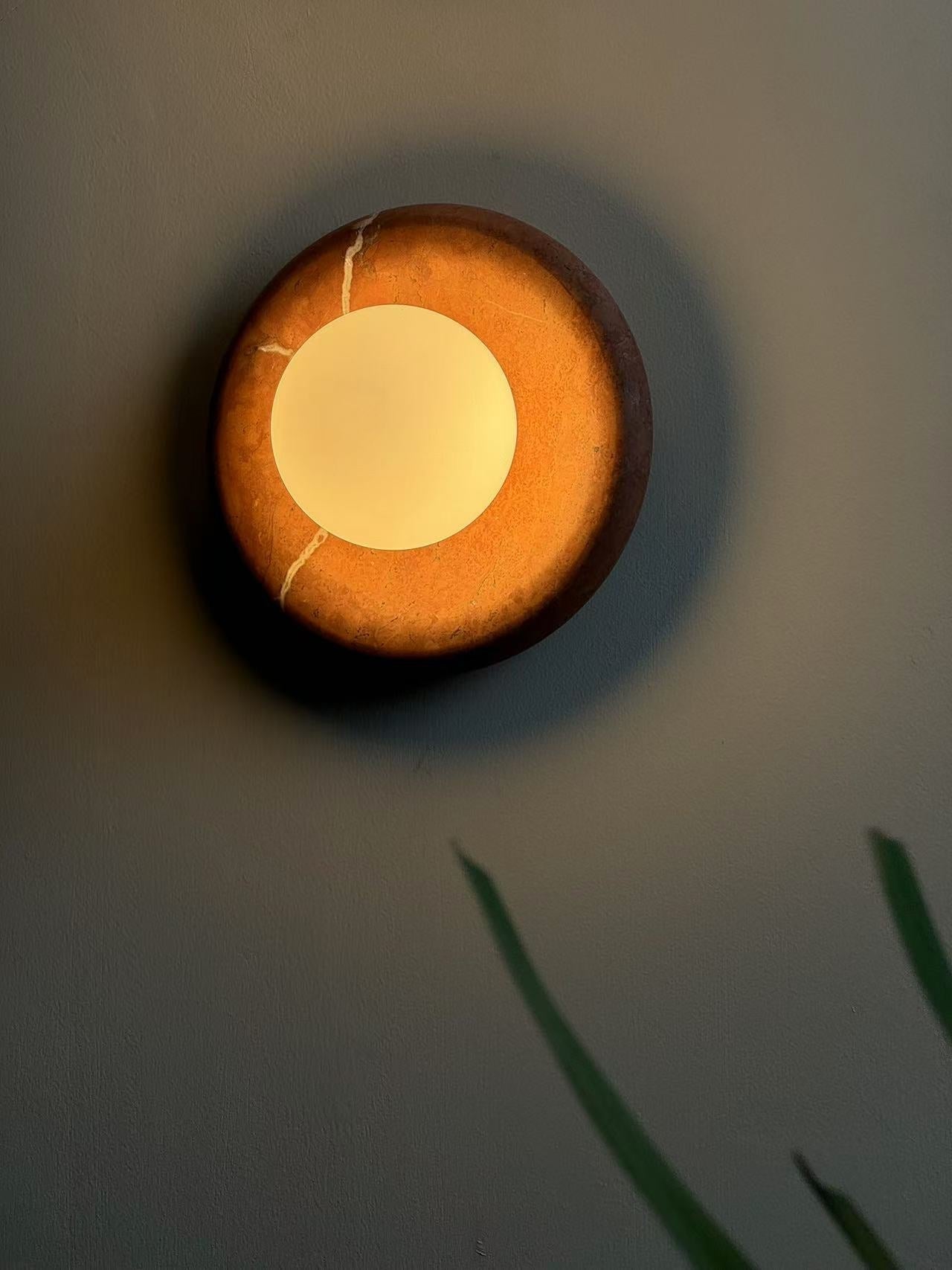 Vomire Wall Lamp