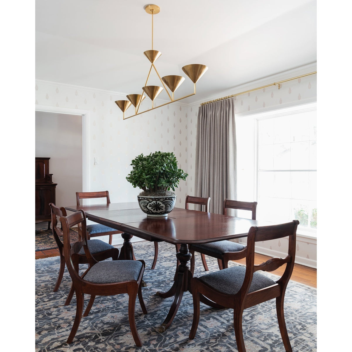 Ulveleth Linear Chandelier