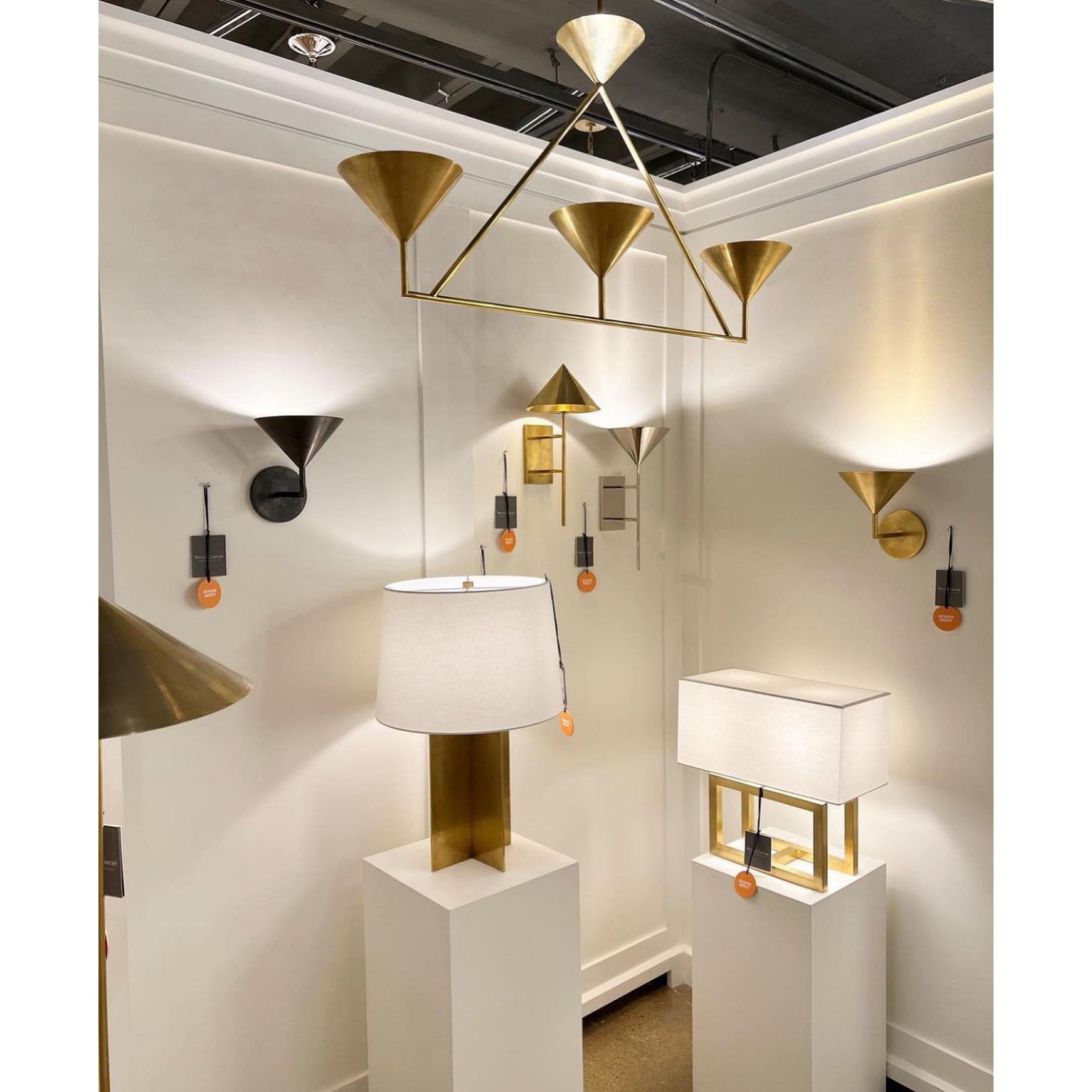 Ulveleth Linear Chandelier