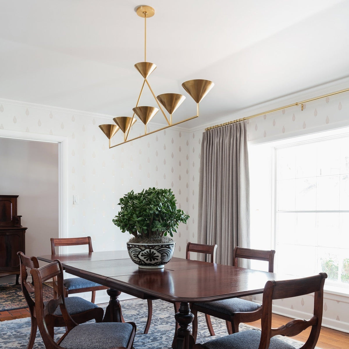 Ulveleth Linear Chandelier