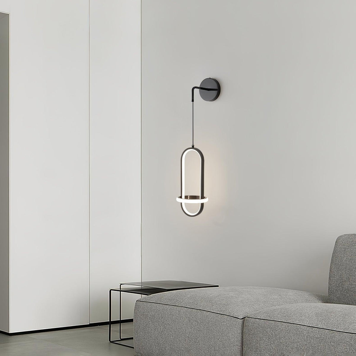 Vivianne Modern Minimalist Oval Brass Wall Light