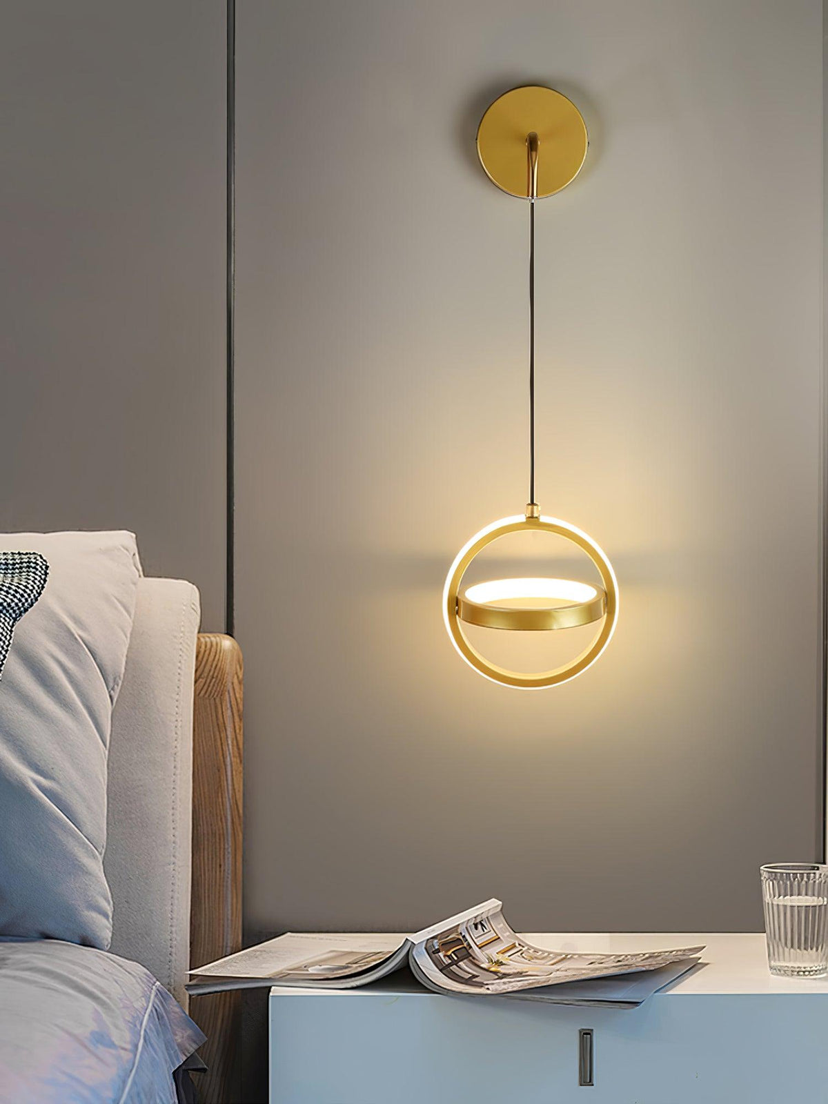 Vivianne Modern Minimalist Oval Brass Wall Light