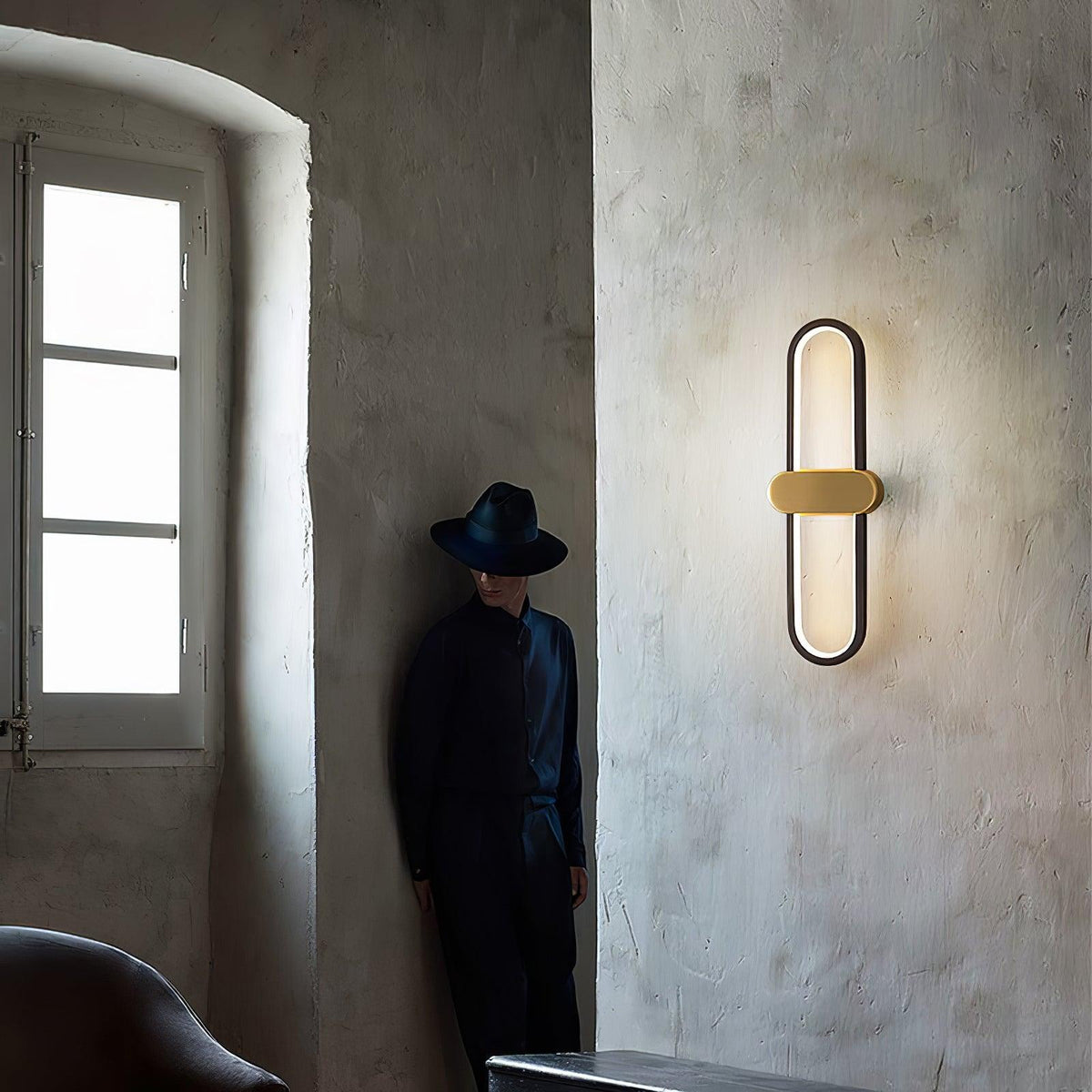 Avelon Oval LED Wall Lamp