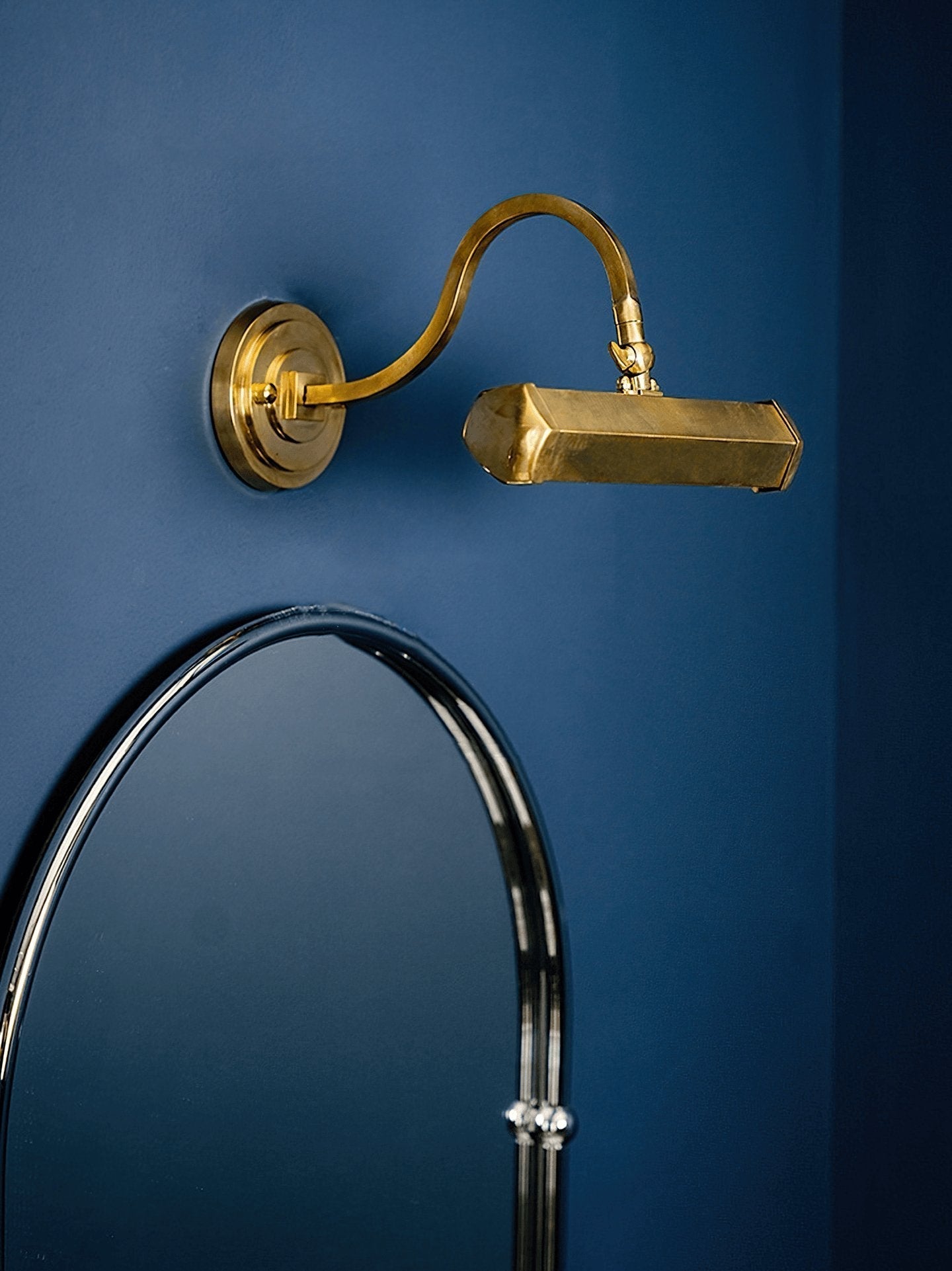 Teriaora Modern Minimalist Wall Lamp